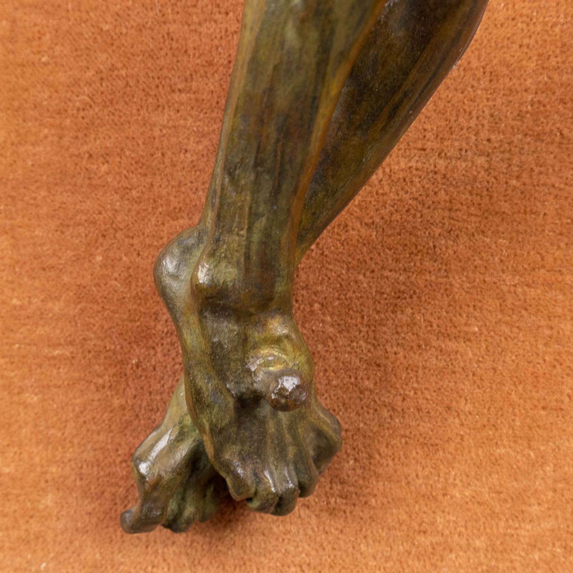 Edouard VEREYCKEN (1893-1967) 'Het Is Volbracht' a Corpus Christi, patinated bronze (W:42 x H:67 cm) - Image 9 of 13