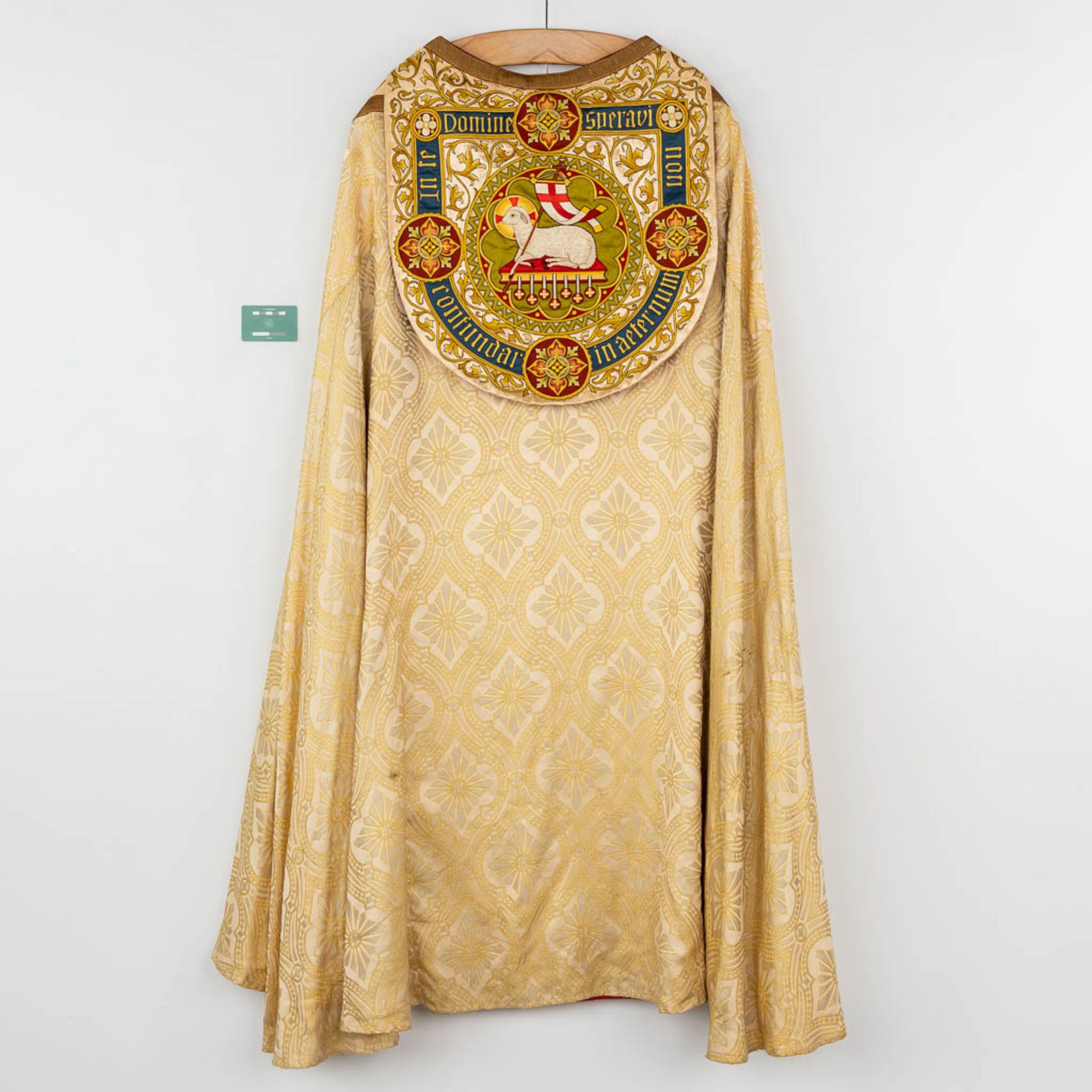 A cope, decorated with embroideries of The Holy Lamb. - Image 2 of 15
