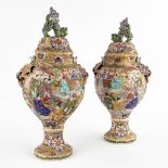 A pair of Japanese vases with lid, polychrome faience, 20th C. (D:20 x W:23 x H:46 cm)