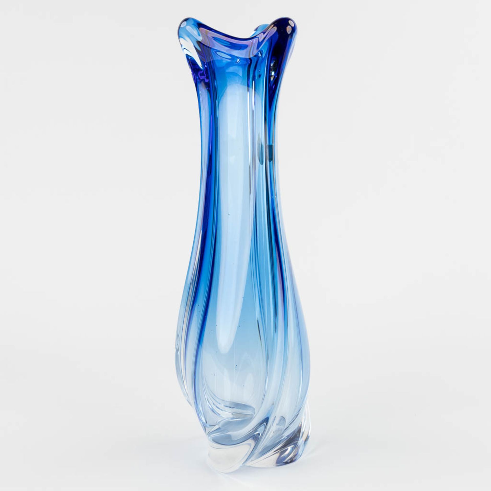 Val Saint Lambert, a vase and a swan, added a vase, probably Murano. (H:35 cm) - Image 4 of 22
