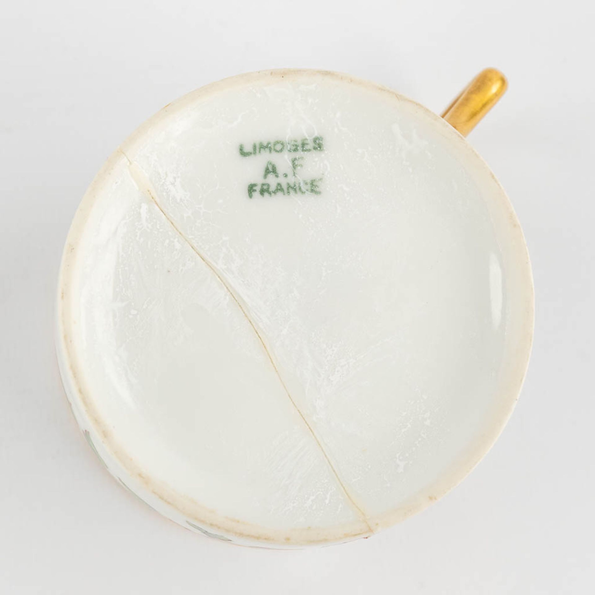 Limoges 'Primrose' a 12-person porcelain coffee service with hand-painted decor. (D:13 x W:24 x H:20 - Bild 26 aus 31