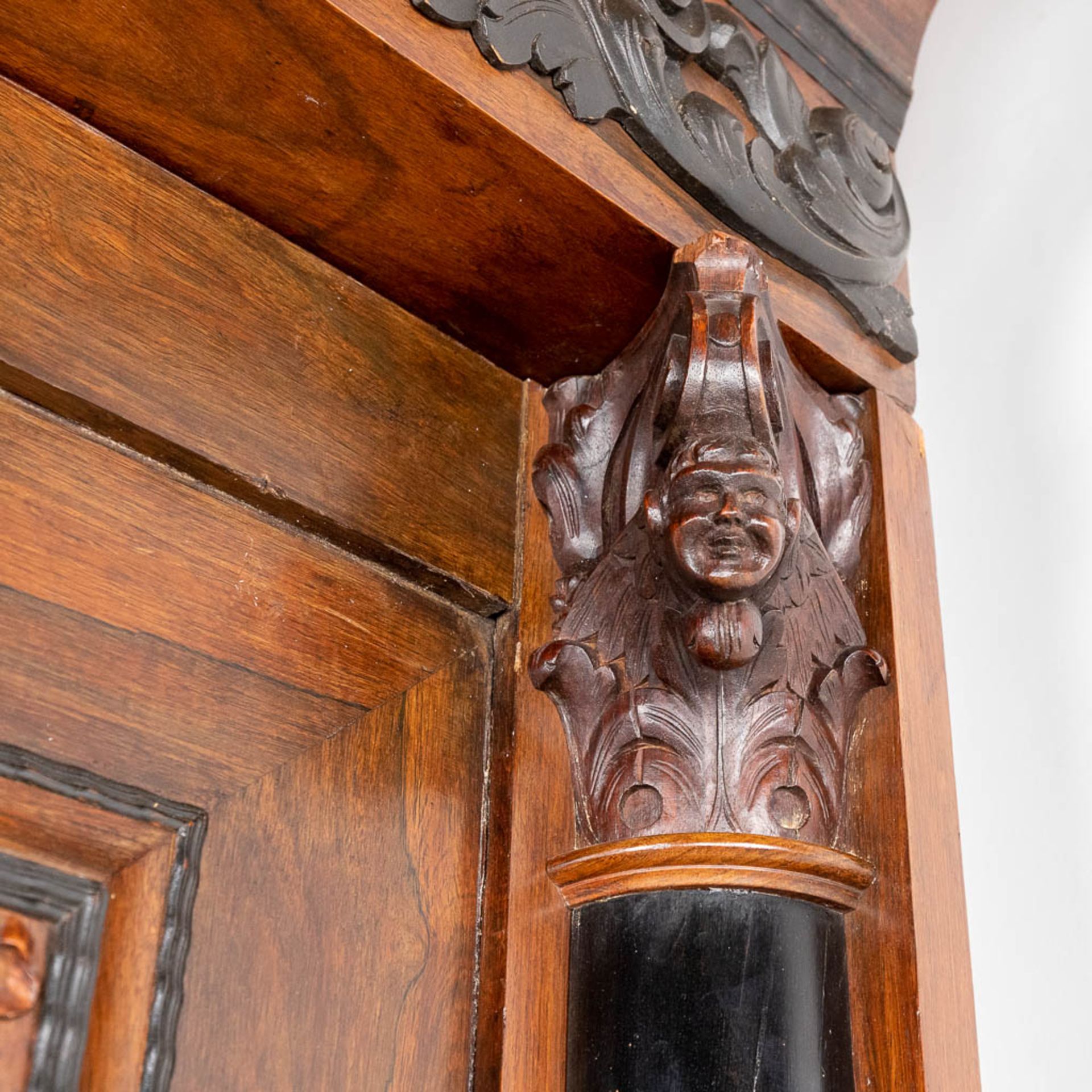 An antique Dutch two door 'Kapiteelkast', wood sculptures, oak and ebony. 18th C. (D:93 x W:223 x H: - Image 16 of 26