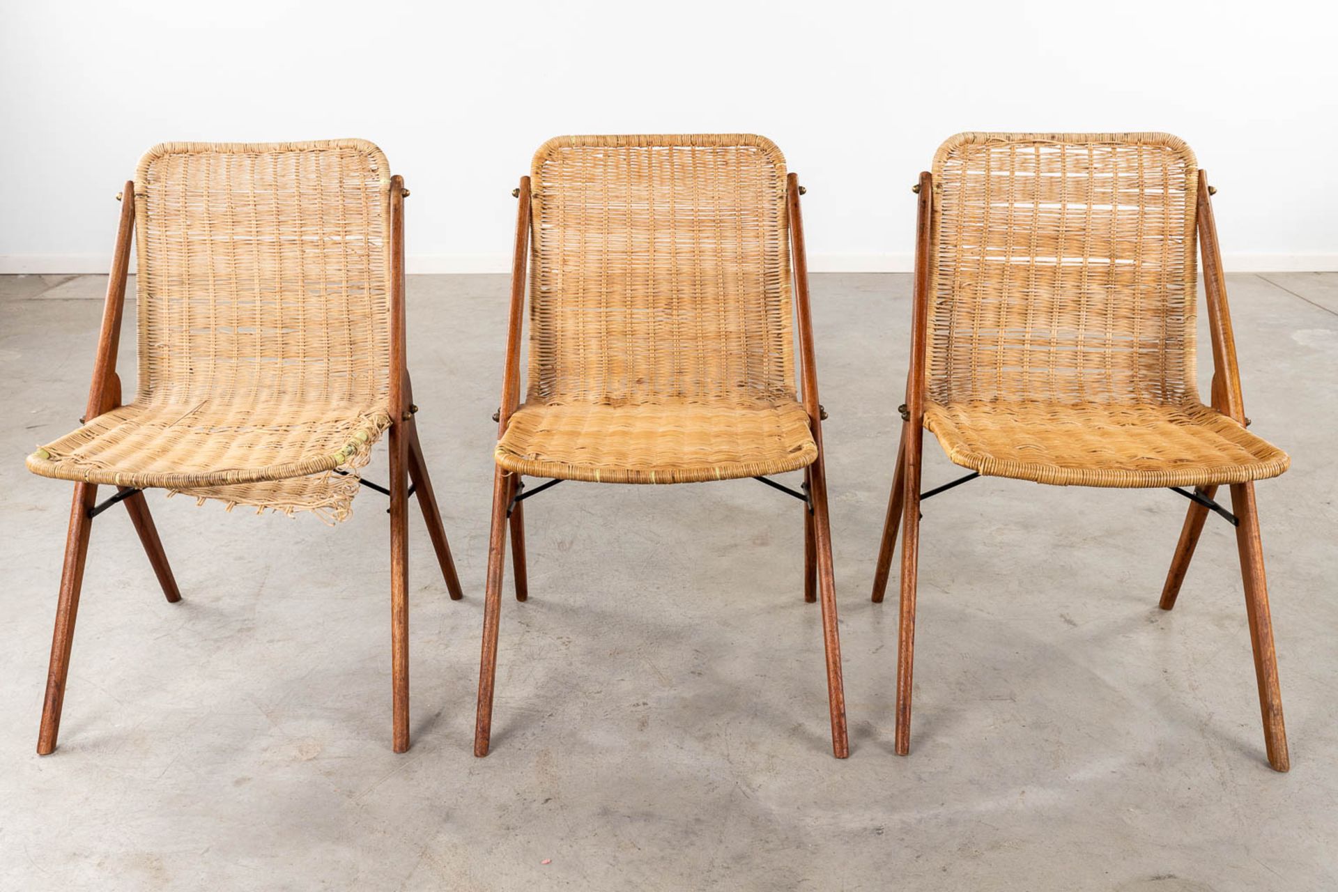 A mid-century table and 6 chairs, rotan and metal, teak wood. Circa 1960. (D:86 x W:160 x H:76 cm) - Image 19 of 31