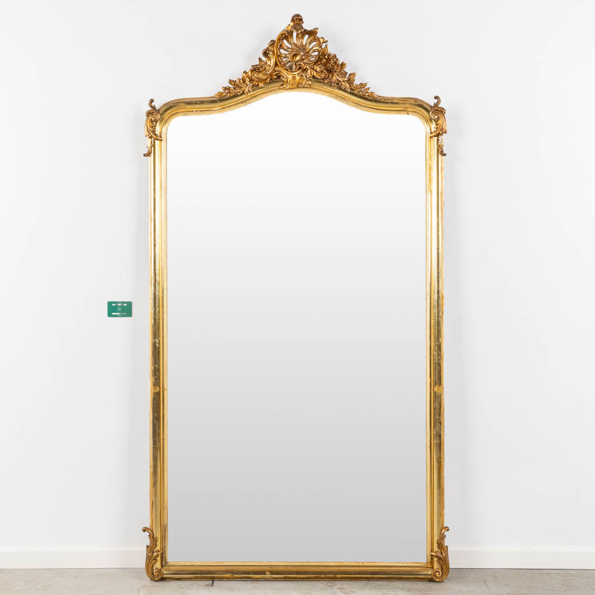 A mirror, gilt wood and stucco in Louis XV style. Circa 1900. (W:104 x H:180 cm) - Bild 2 aus 12