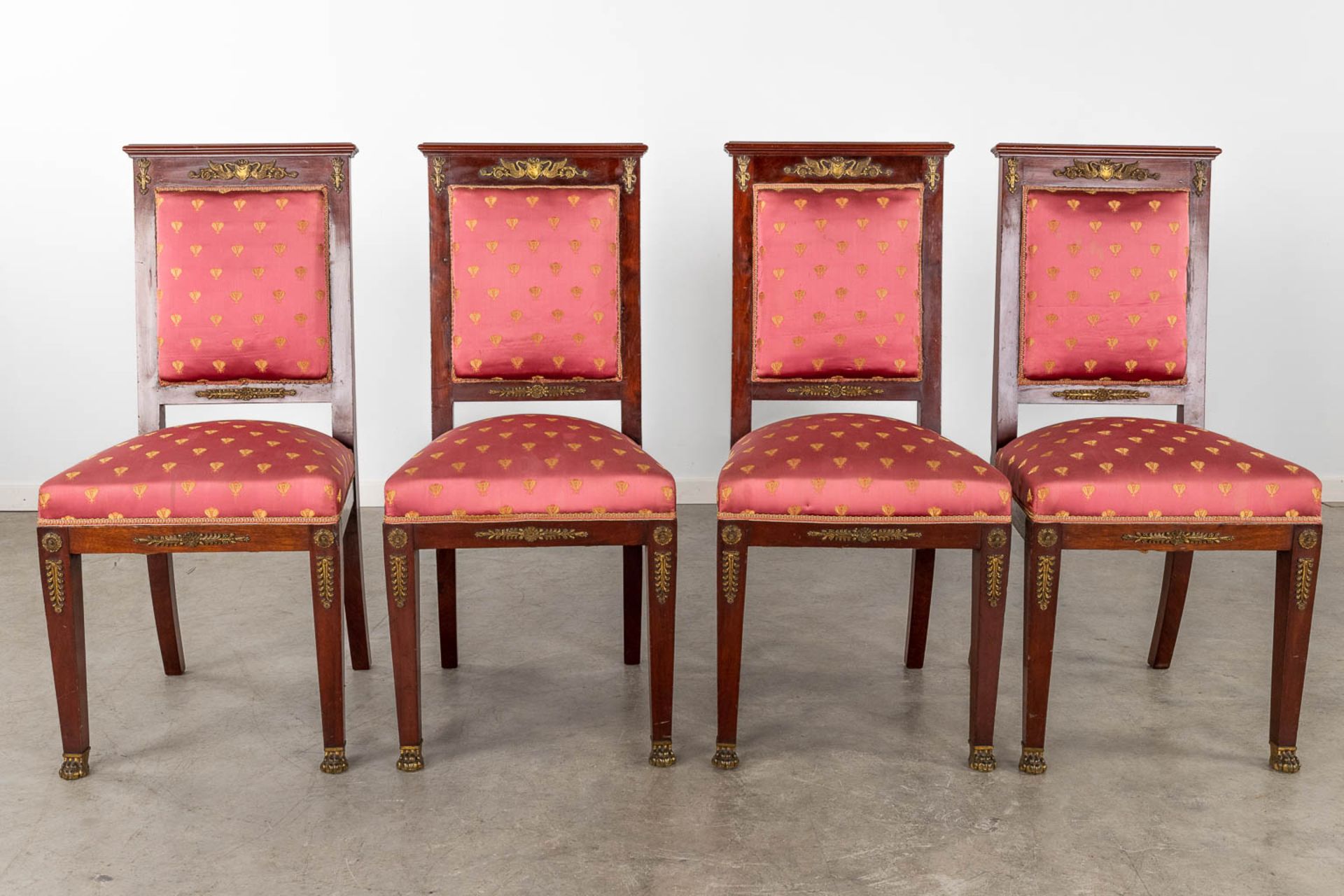 A fine 7-piece salon suite, Empire style, mahogany mounted with bronze. (D:60 x W:130 x H:100 cm) - Image 20 of 25