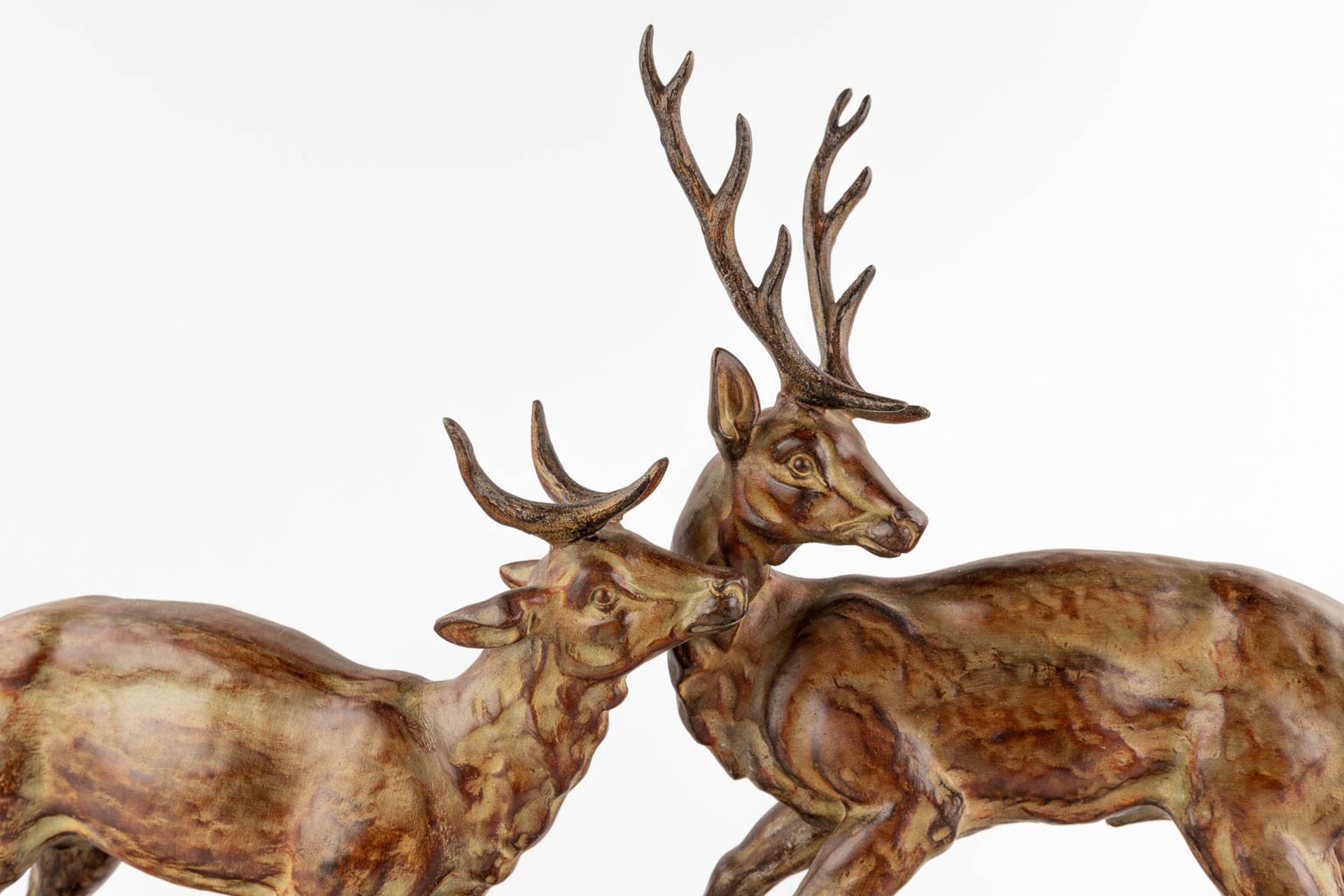 Deer and dogs, two spelter figurines mounted on marble. Art Deco. (D:12,5 x W:66 x H:42 cm) - Bild 9 aus 18