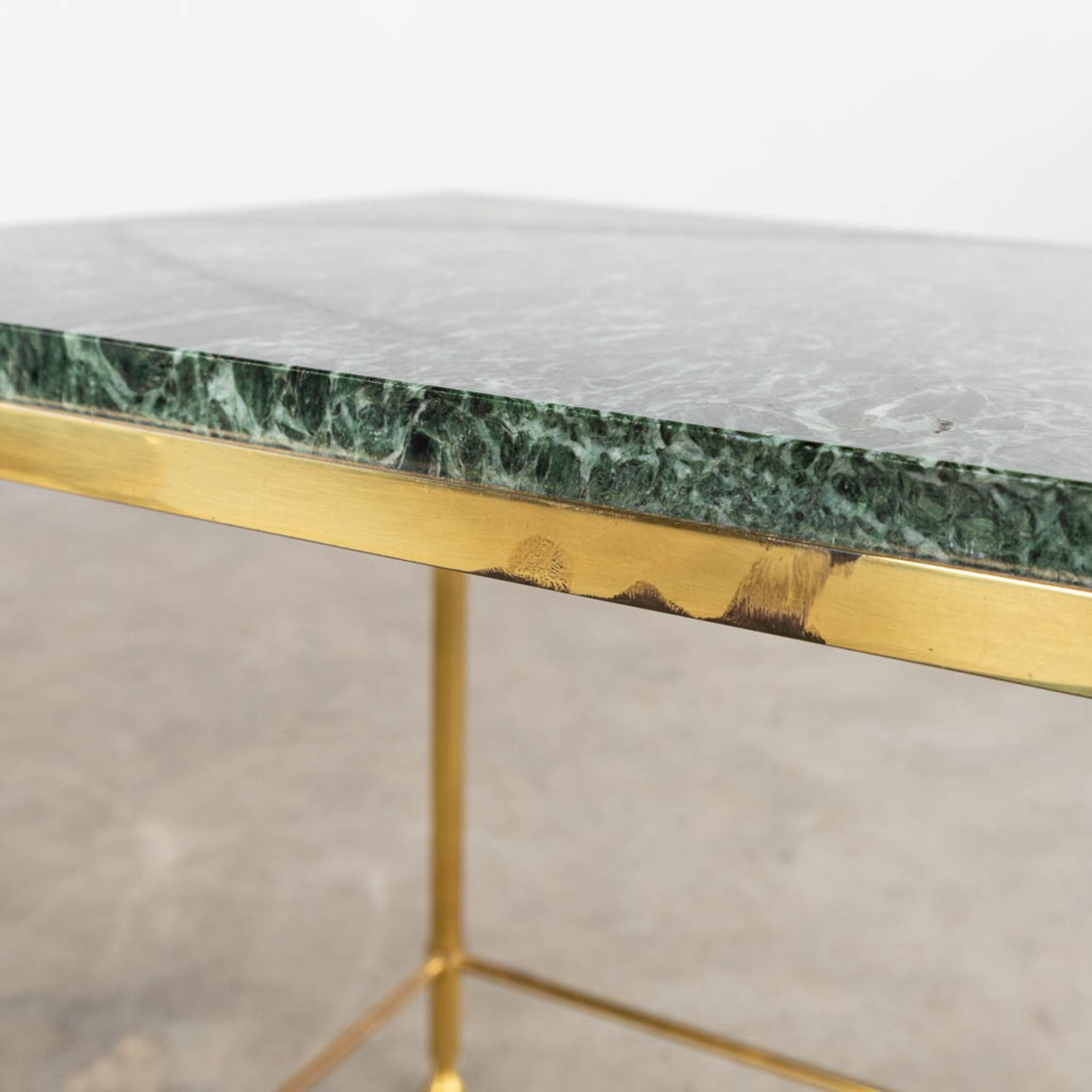 A three-piece set of nesting tables, gilt metal and a green marble. (D:37 x W:56 x H:45 cm) - Image 8 of 10