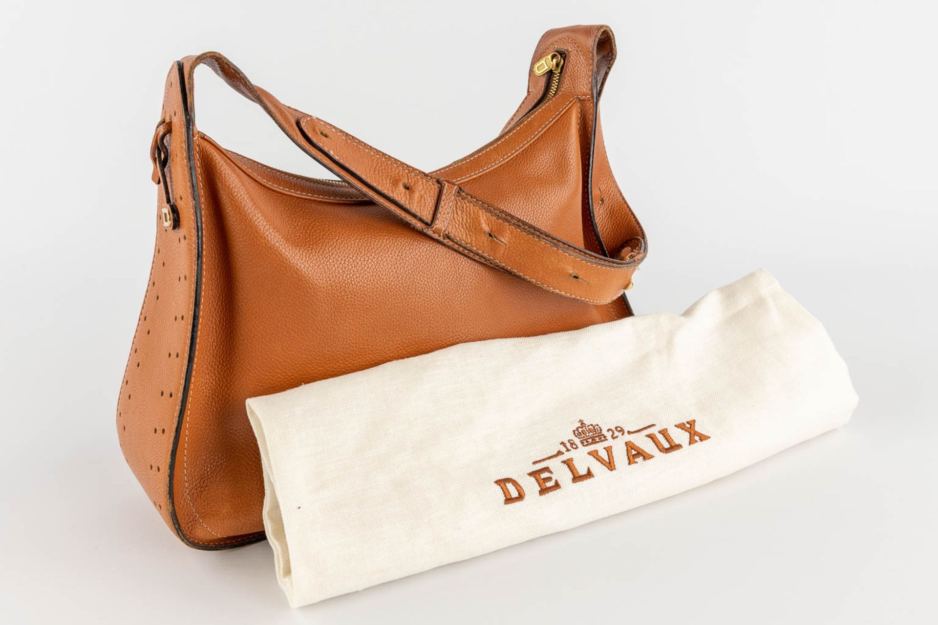 Delvaux, Pensée, a handbag made of brown leather. (W:24 x H:32 cm) - Bild 2 aus 18