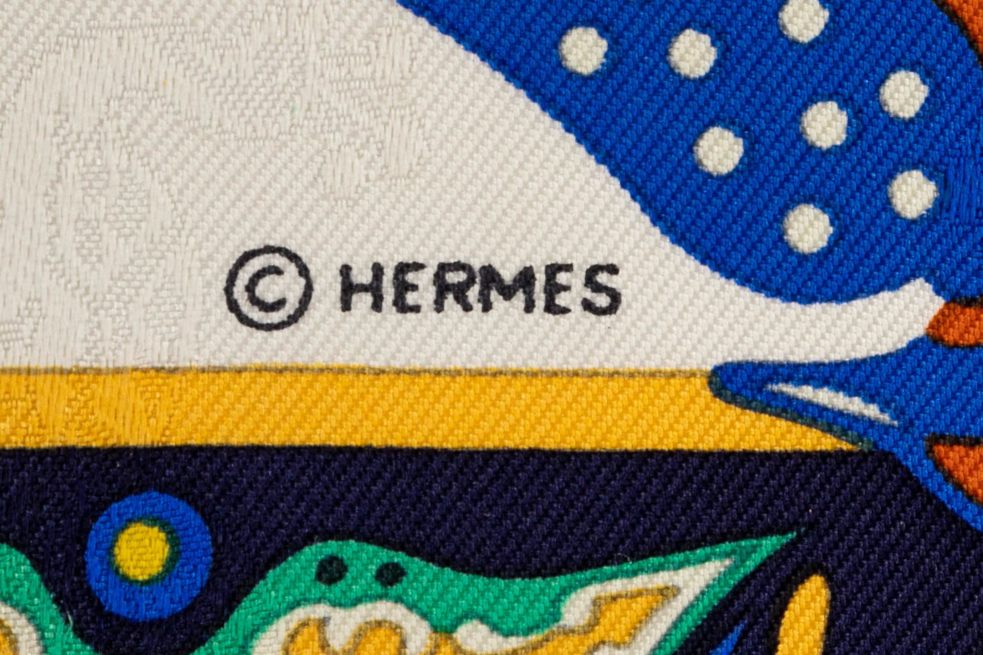 Hermès Paris, a set of 2 silk scarfs. (W:90 x H:90 cm) - Image 9 of 22