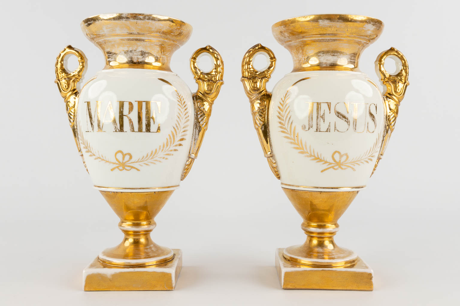 Two pairs of Vieux Bruxelles vases, polychrome porcelain with a hand-painted decor. 19th C. (D:15 x - Image 10 of 17