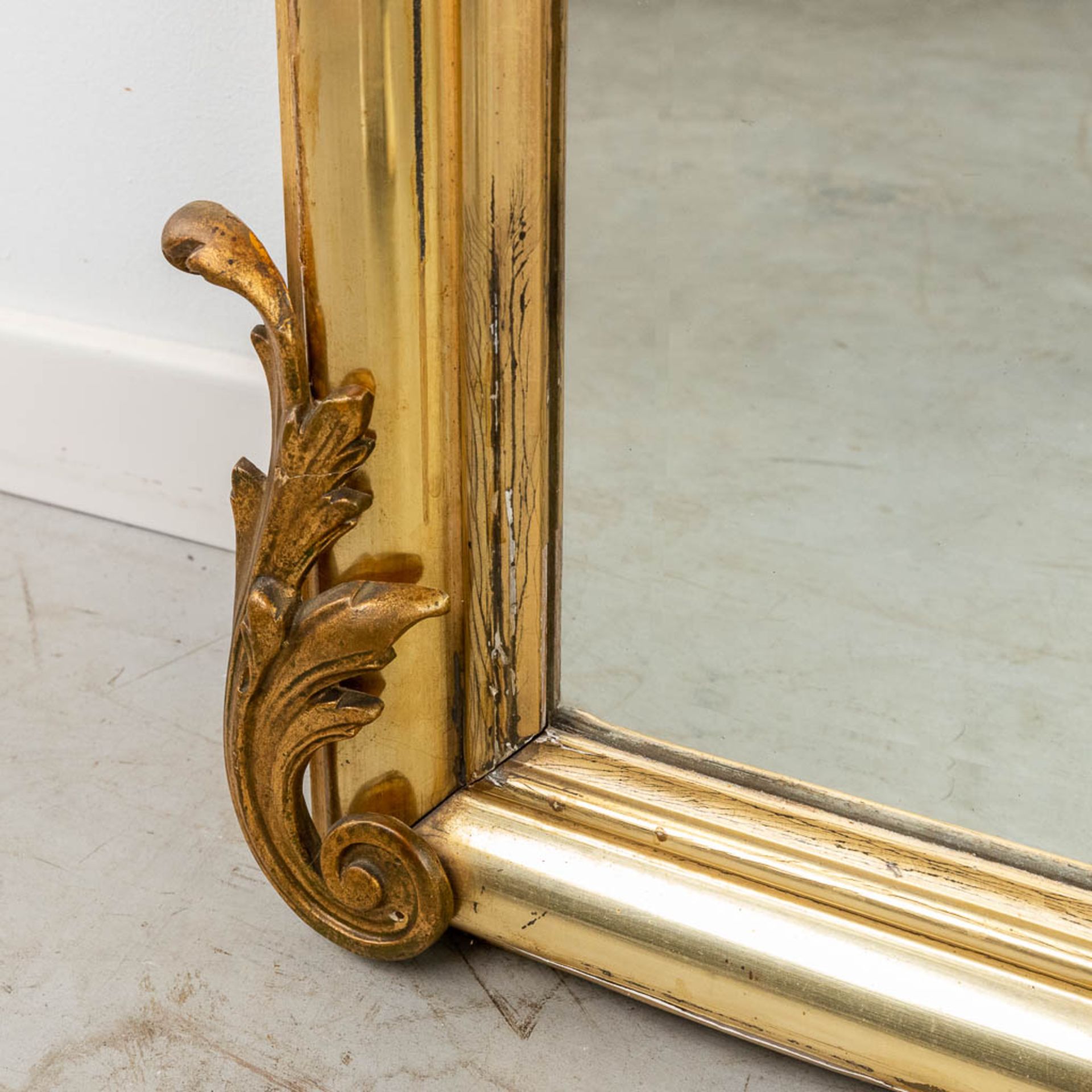 A mirror, gilt wood and stucco in Louis XV style. Circa 1900. (W:104 x H:180 cm) - Bild 8 aus 12