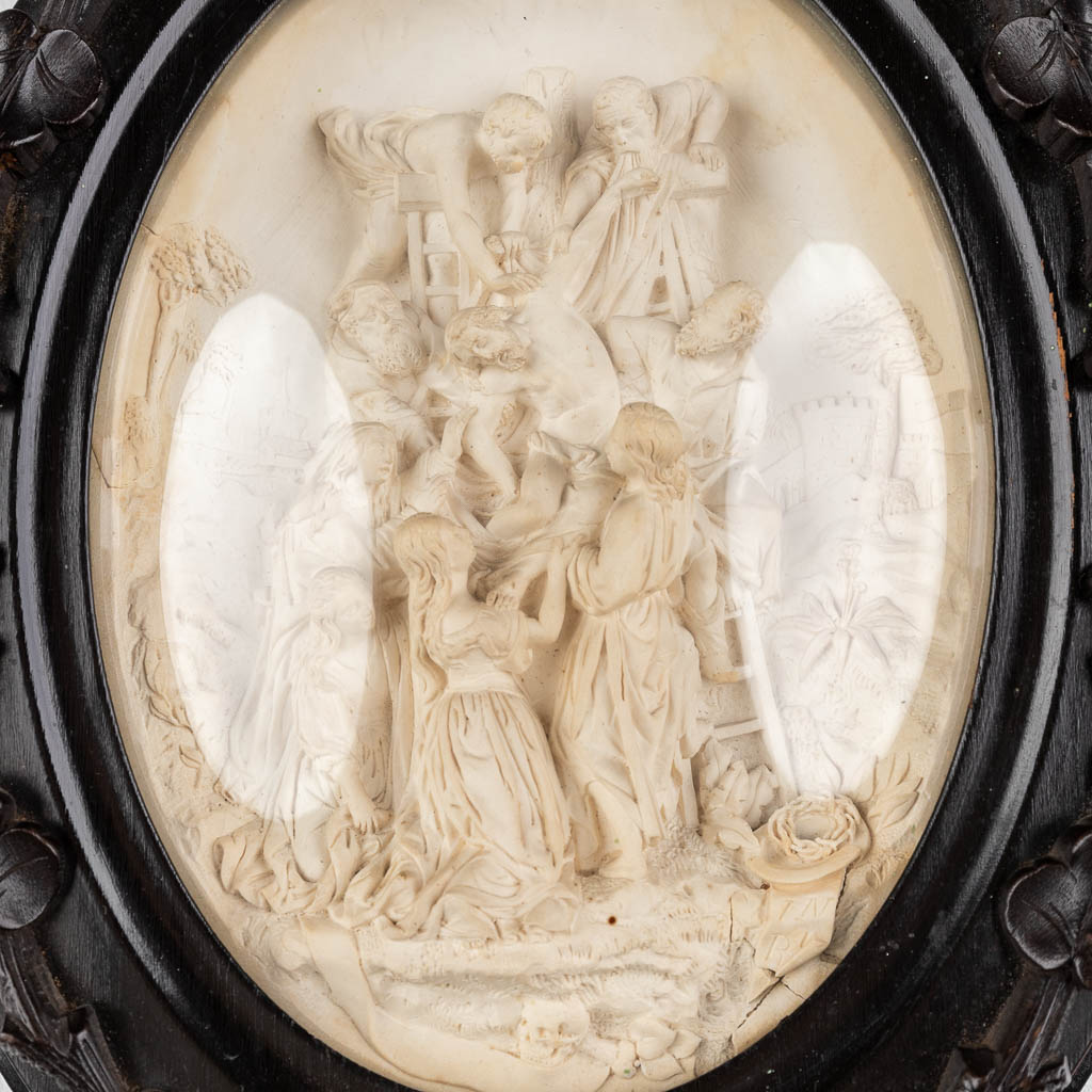 4 fames with sculptured meerschaum images, Jesus Christ, Corpus Christi, Descent from the cross. (W: - Image 13 of 17