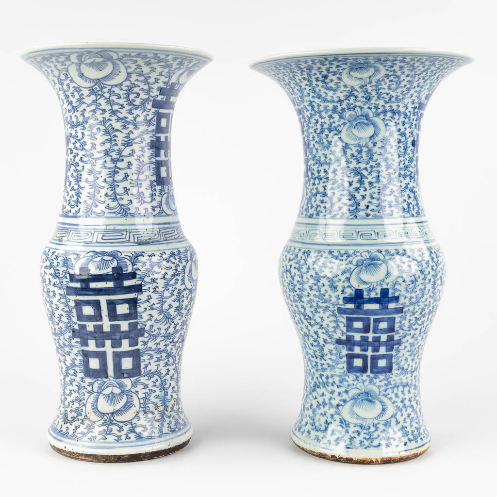 Three Chinese vases with a blue-white decor and Celadon. 19th/20th C. (H:43 x D:19 cm) - Image 3 of 18