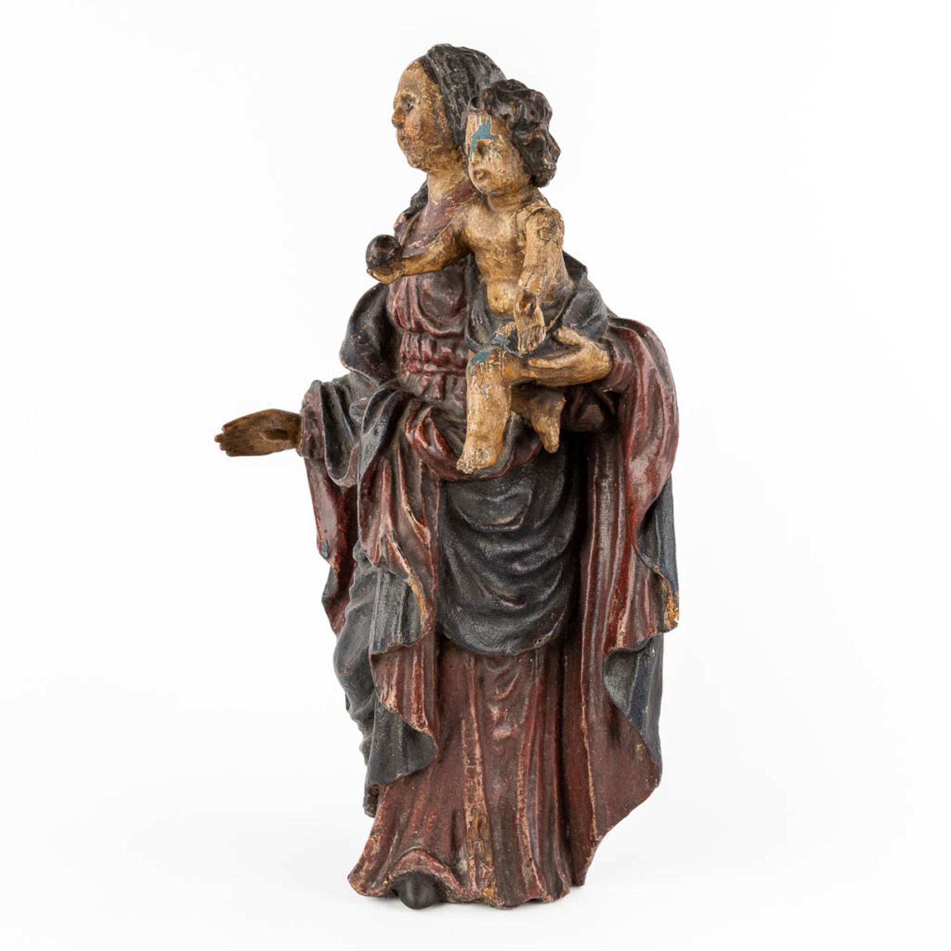 An antique figurine of Madonna with child, polychrome. 17th/18th C. (W:24 x H:46 cm) - Image 7 of 13