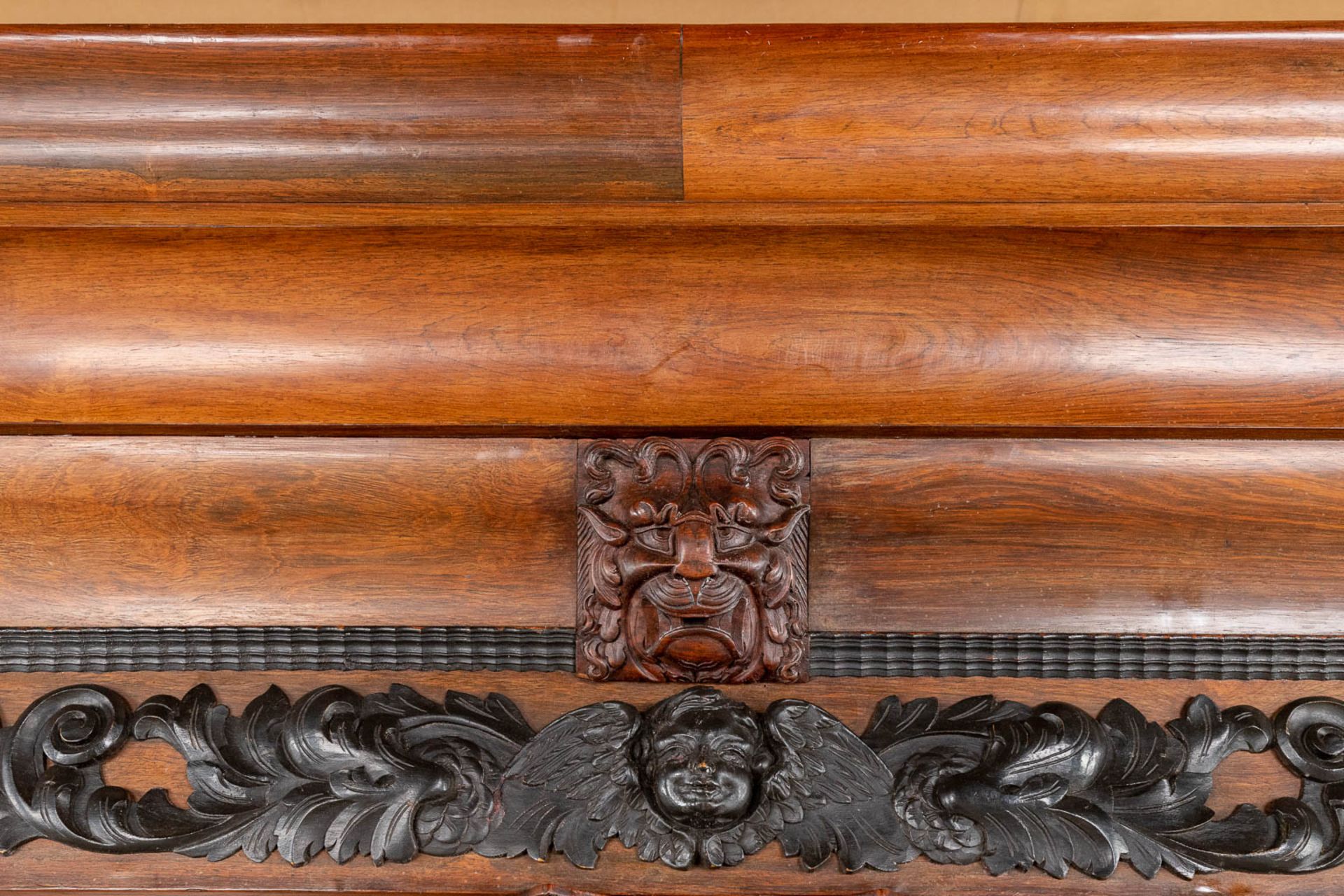 An antique Dutch two door 'Kapiteelkast', wood sculptures, oak and ebony. 18th C. (D:93 x W:223 x H: - Image 22 of 26