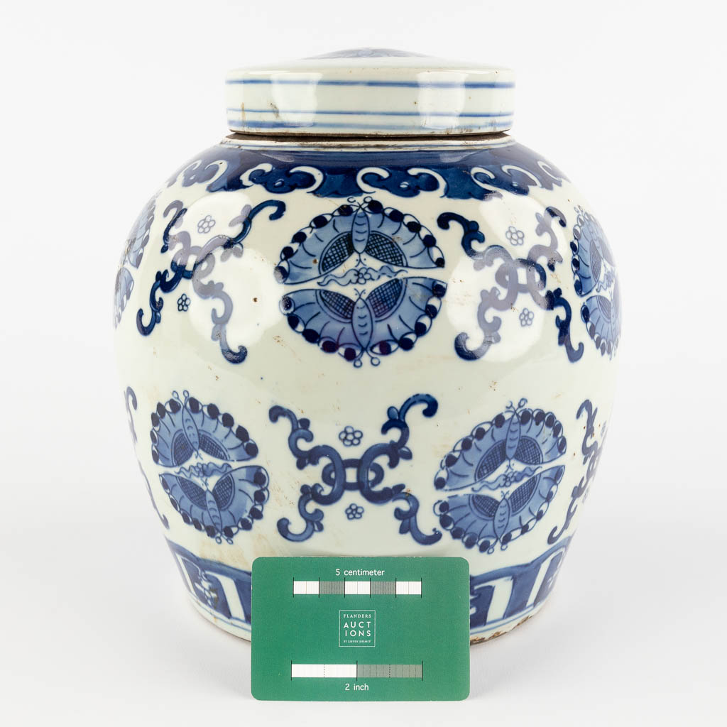 A Chinese ginger jar, decorated with butterflies, export porcelain for the Middle Eastern market. 19 - Image 2 of 12