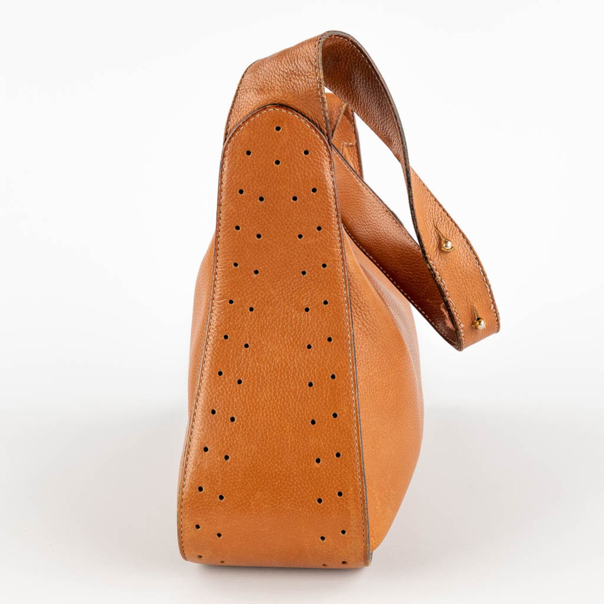 Delvaux, Pensée, a handbag made of brown leather. (W:24 x H:32 cm) - Bild 5 aus 18