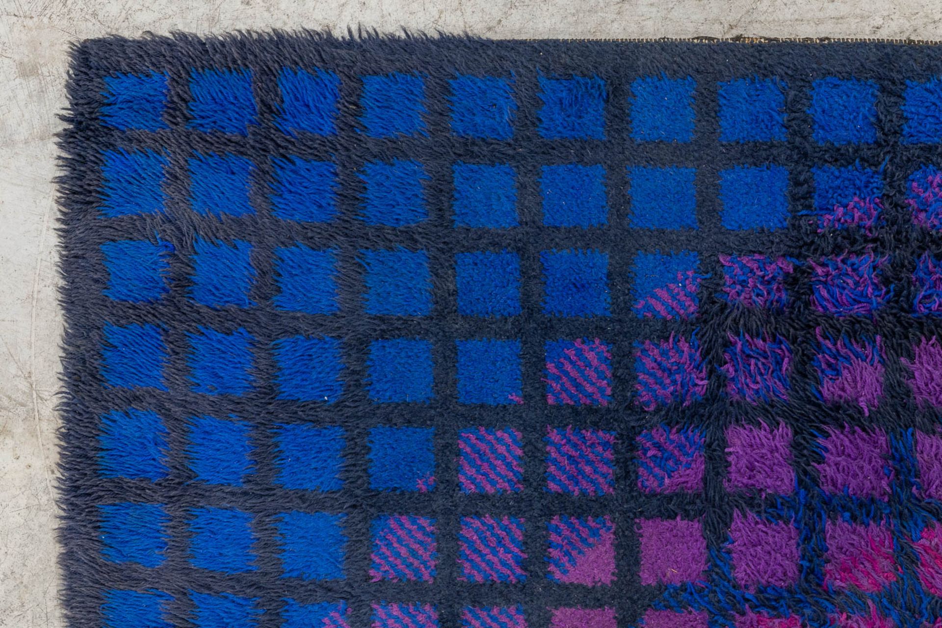 Verner PANTON (1926-1998)(attr.) 'Finlandia carpet' Circa 1970. (D:225 x W:225 cm) - Image 6 of 7