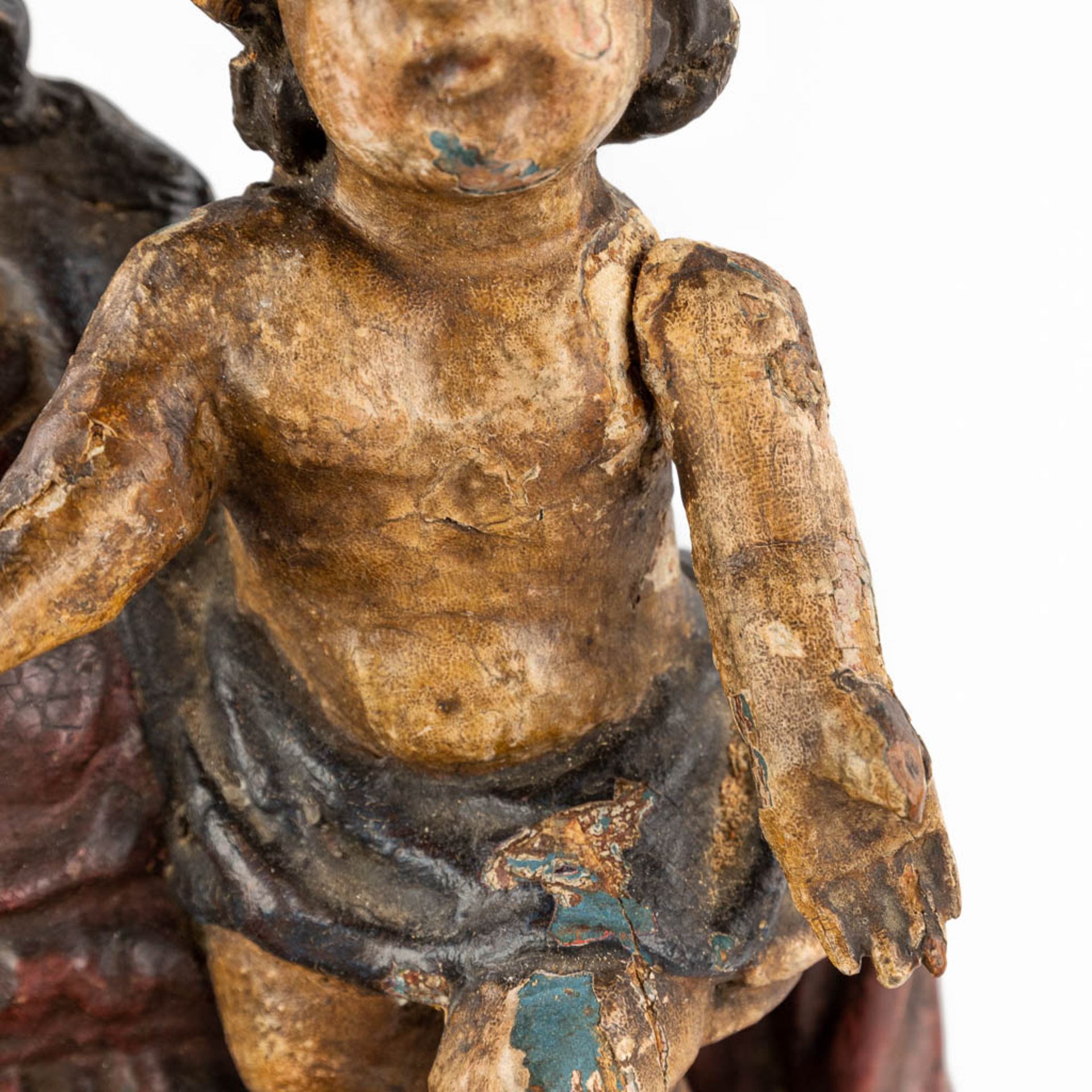 An antique figurine of Madonna with child, polychrome. 17th/18th C. (W:24 x H:46 cm) - Image 12 of 13