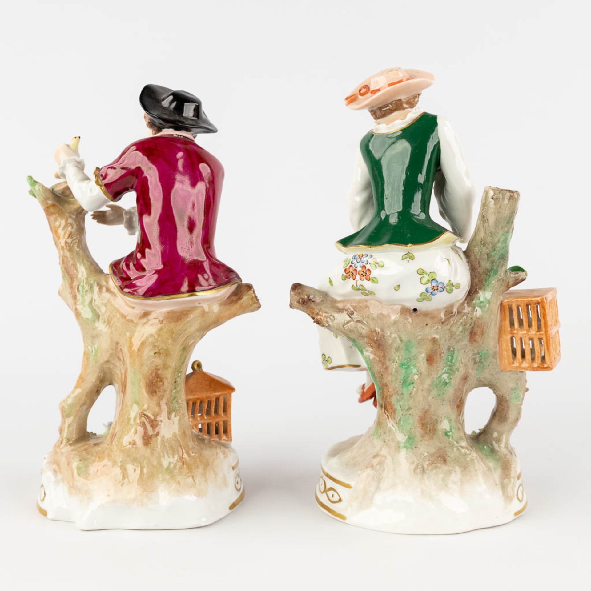 Sitzendorf, 4 figurines, poychrome porcelain. 19th and 20th C. (H:10 x D:9 cm) - Bild 5 aus 20