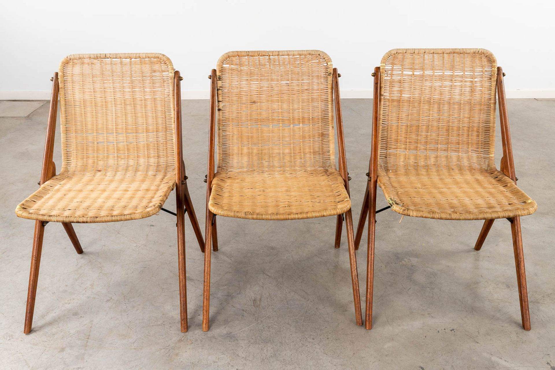 A mid-century table and 6 chairs, rotan and metal, teak wood. Circa 1960. (D:86 x W:160 x H:76 cm) - Image 23 of 31