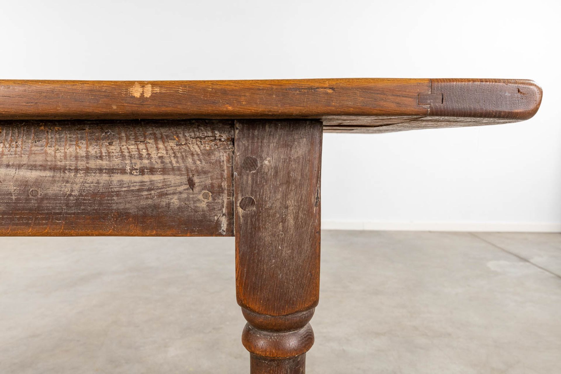 An antique farmer's table, oak, 19th C. (D:86 x W:198,5 x H:76 cm) - Image 12 of 12
