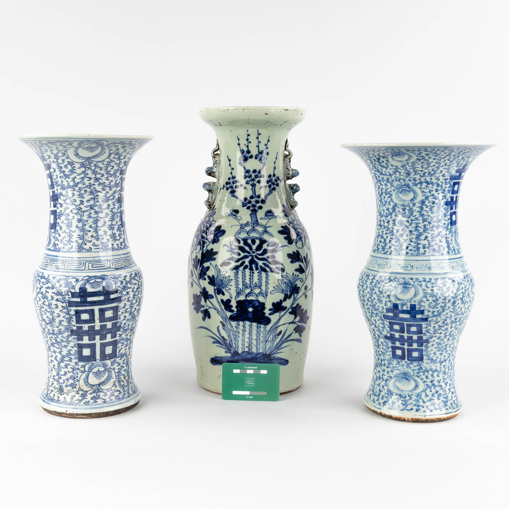 Three Chinese vases with a blue-white decor and Celadon. 19th/20th C. (H:43 x D:19 cm) - Image 2 of 18