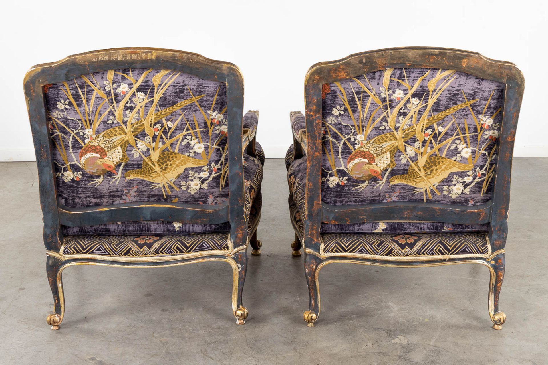 A pair of patinated Louis XV-style armchairs, fabric decorated with pheasants. (D:75 x W:75 x H:88 c - Image 5 of 15