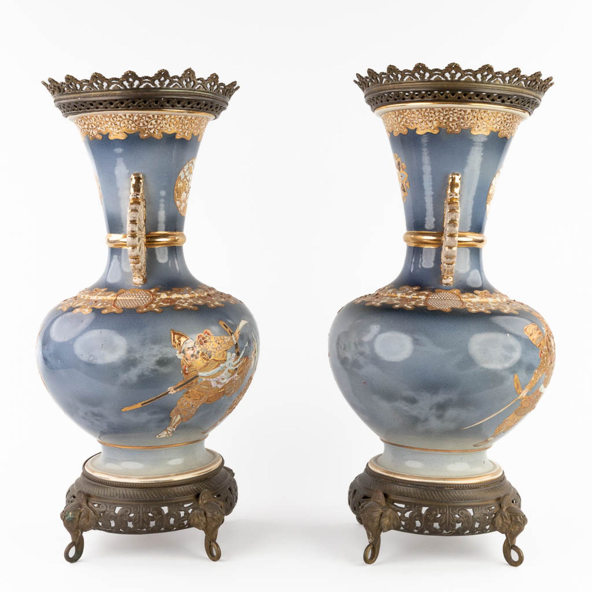 A pair of Japanese Satsuma vases, mounted with brass. Circa 1900. (H:58 x D:26 cm) - Bild 3 aus 18