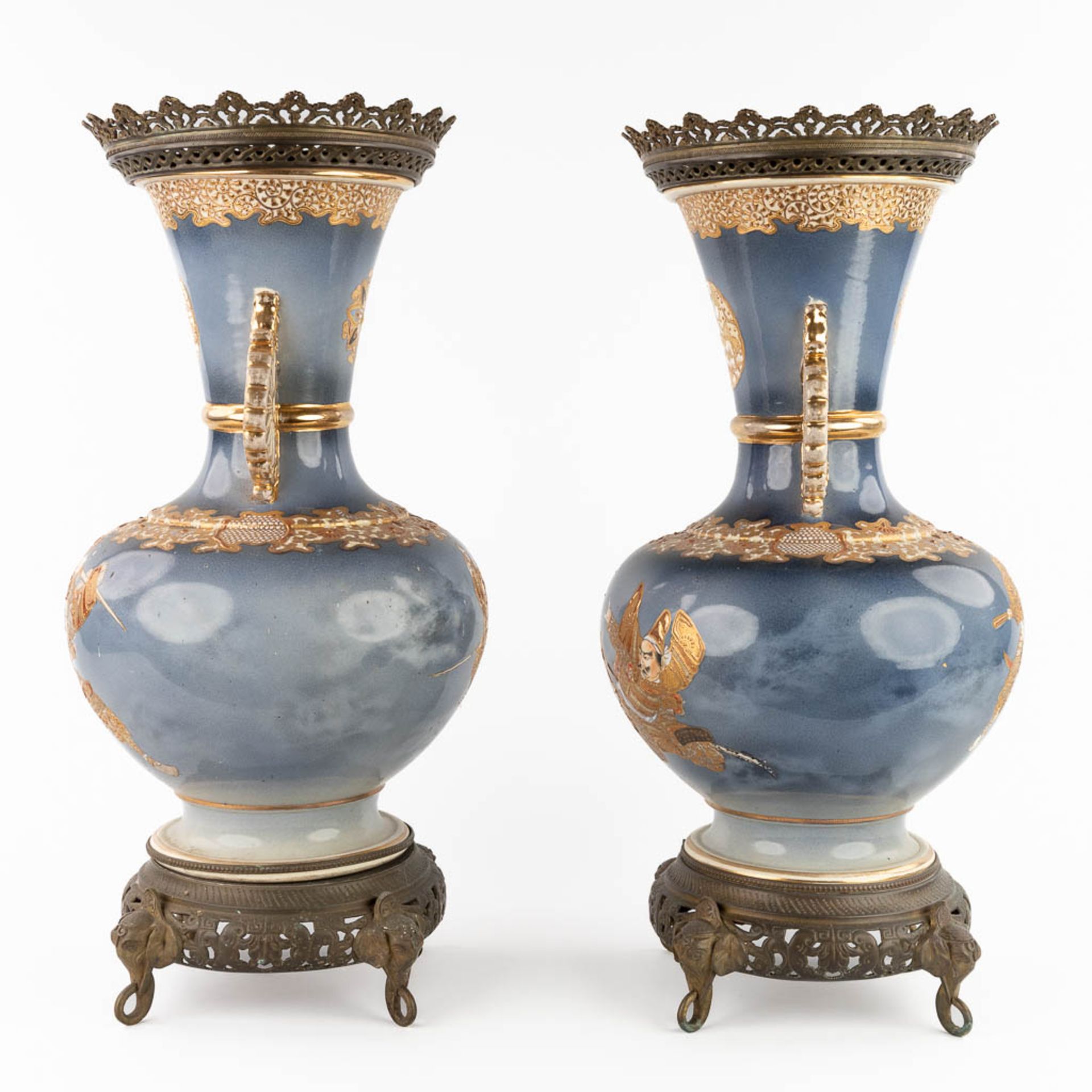 A pair of Japanese Satsuma vases, mounted with brass. Circa 1900. (H:58 x D:26 cm) - Bild 5 aus 18
