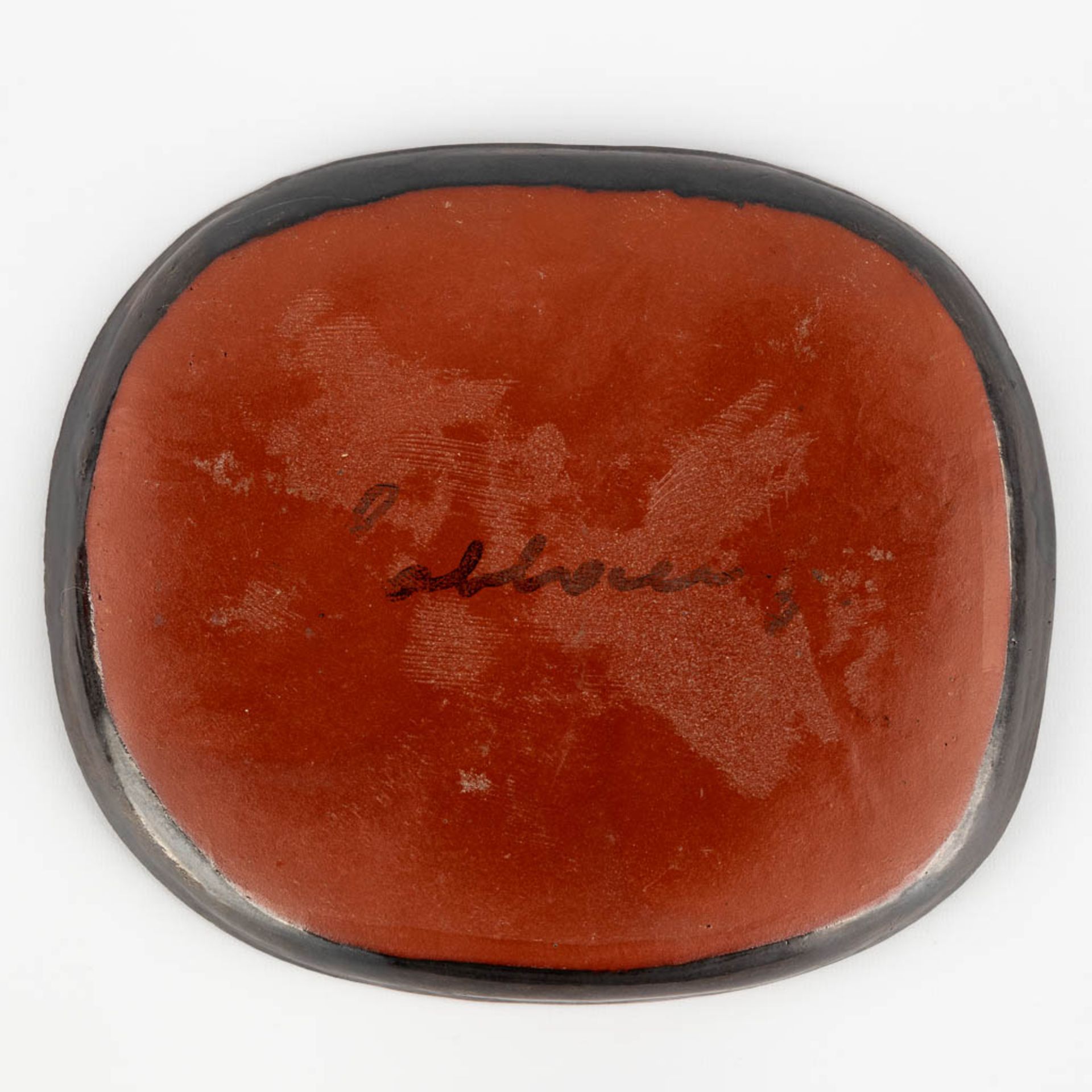 Jan COBBAERT (1909-1995) 'Bowl' Red glazed ceramics. (D:23 x W:27 x H:2 cm) - Image 9 of 9