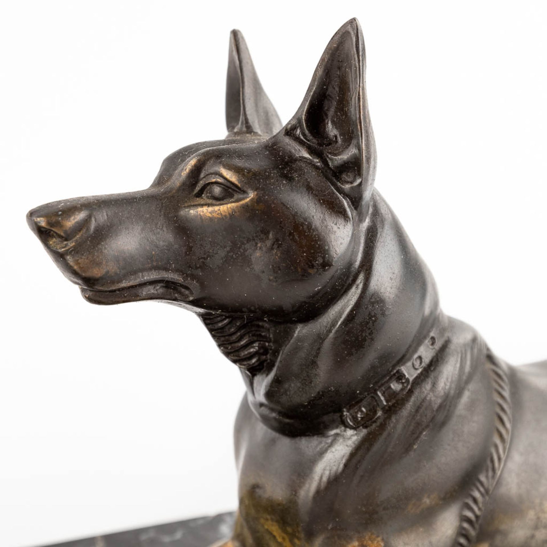 Deer and dogs, two spelter figurines mounted on marble. Art Deco. (D:12,5 x W:66 x H:42 cm) - Bild 18 aus 18