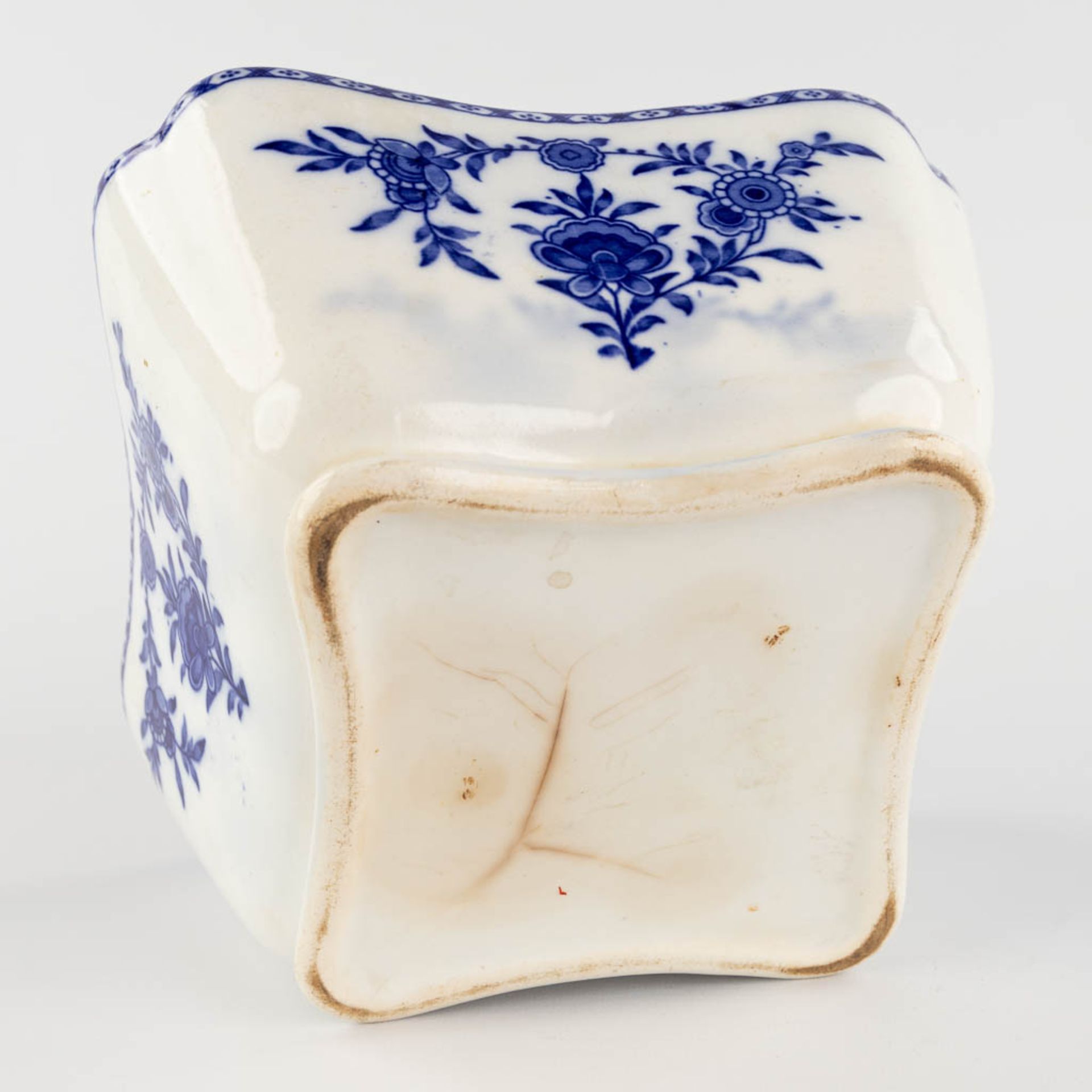 Red Star Line, a salad bowl, blue-white delftware decor, for the Second Class restaurant. Late 19th - Image 7 of 10