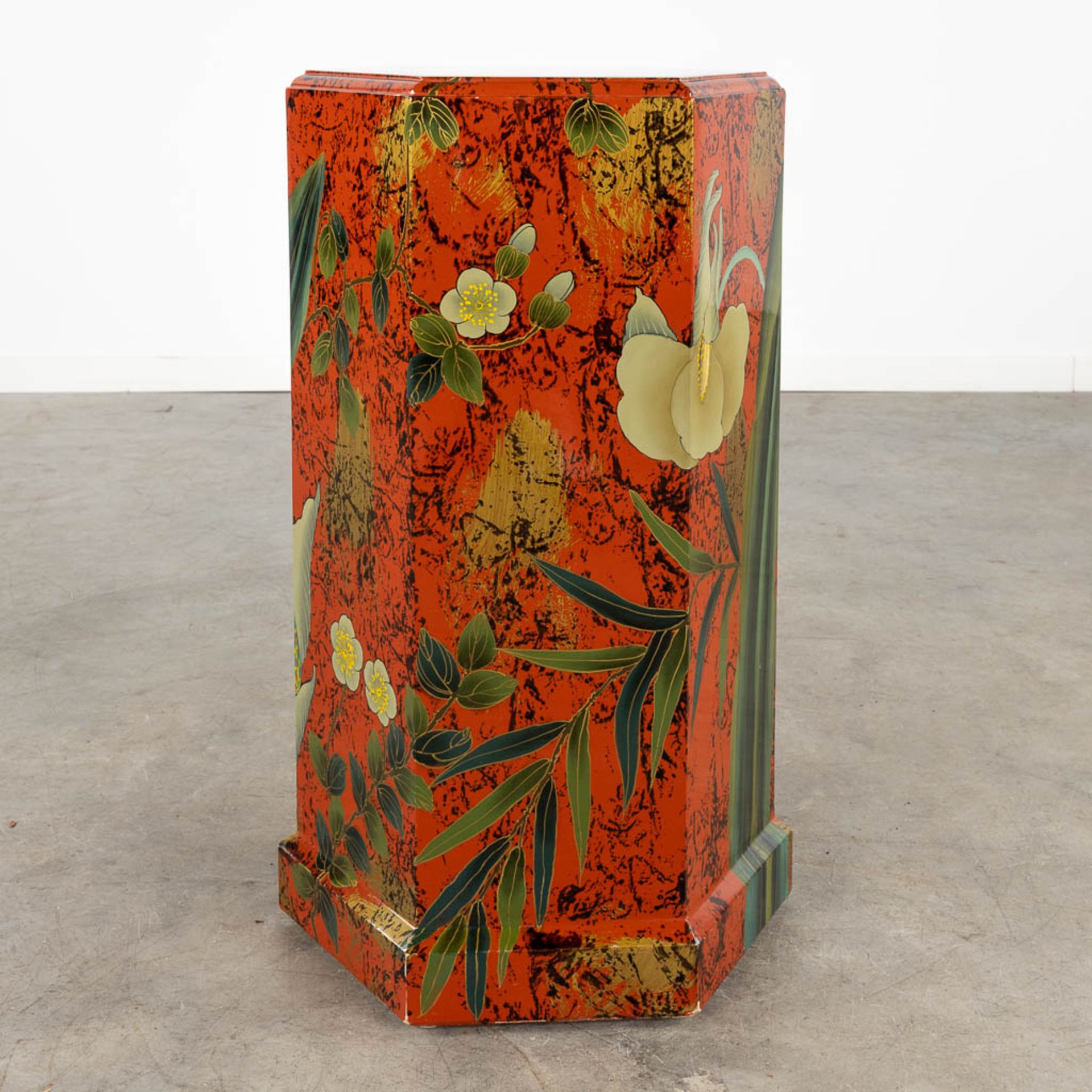 A hexagonal with six drawers and hand-painted flower decor. Circa 1970. (D:40 x W:40 x H:67 cm) - Image 7 of 16