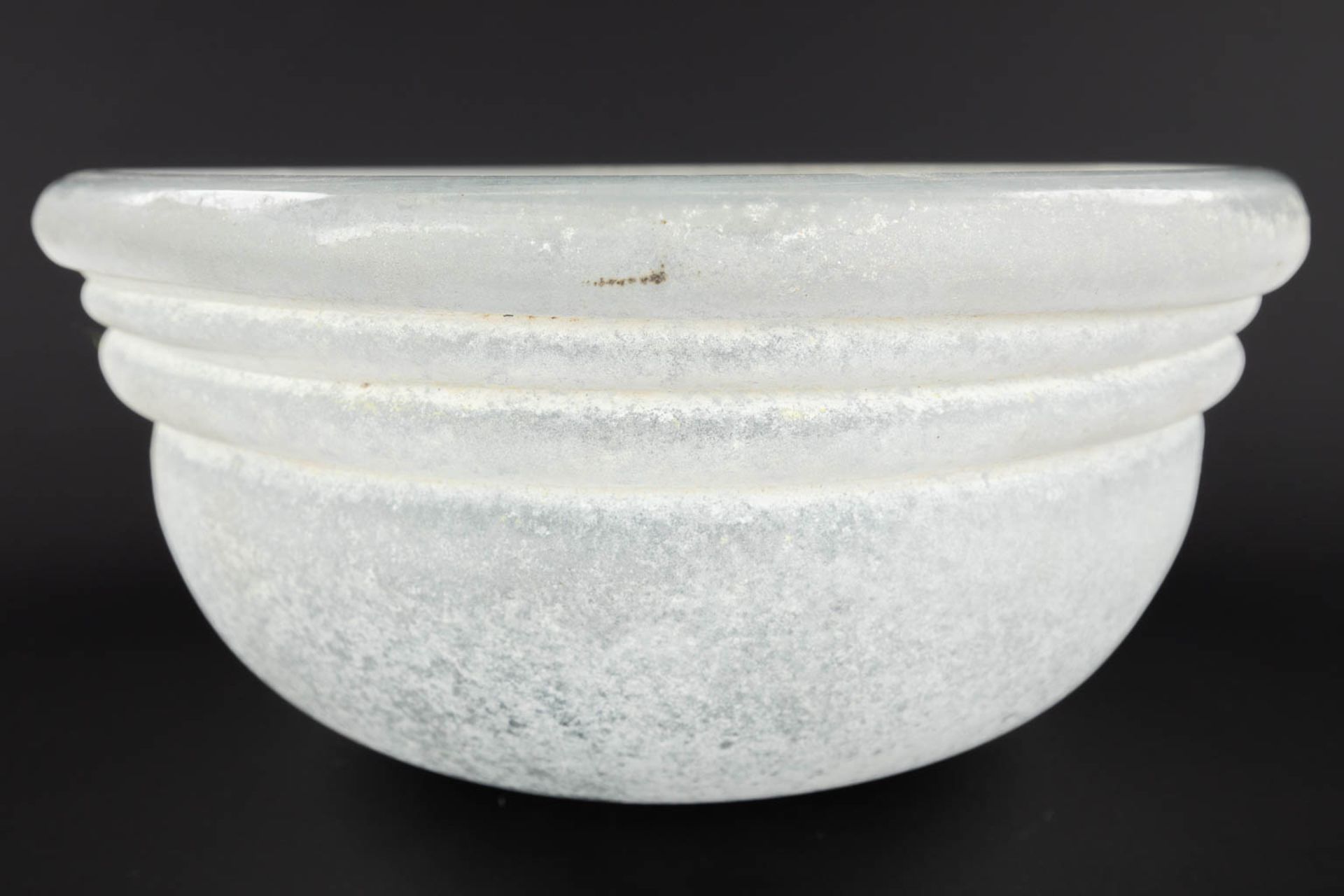 Seguso Vetri D'Arte, a frosted glass bowl. Murano, Italy. (H:12 x D:26 cm) - Bild 9 aus 9