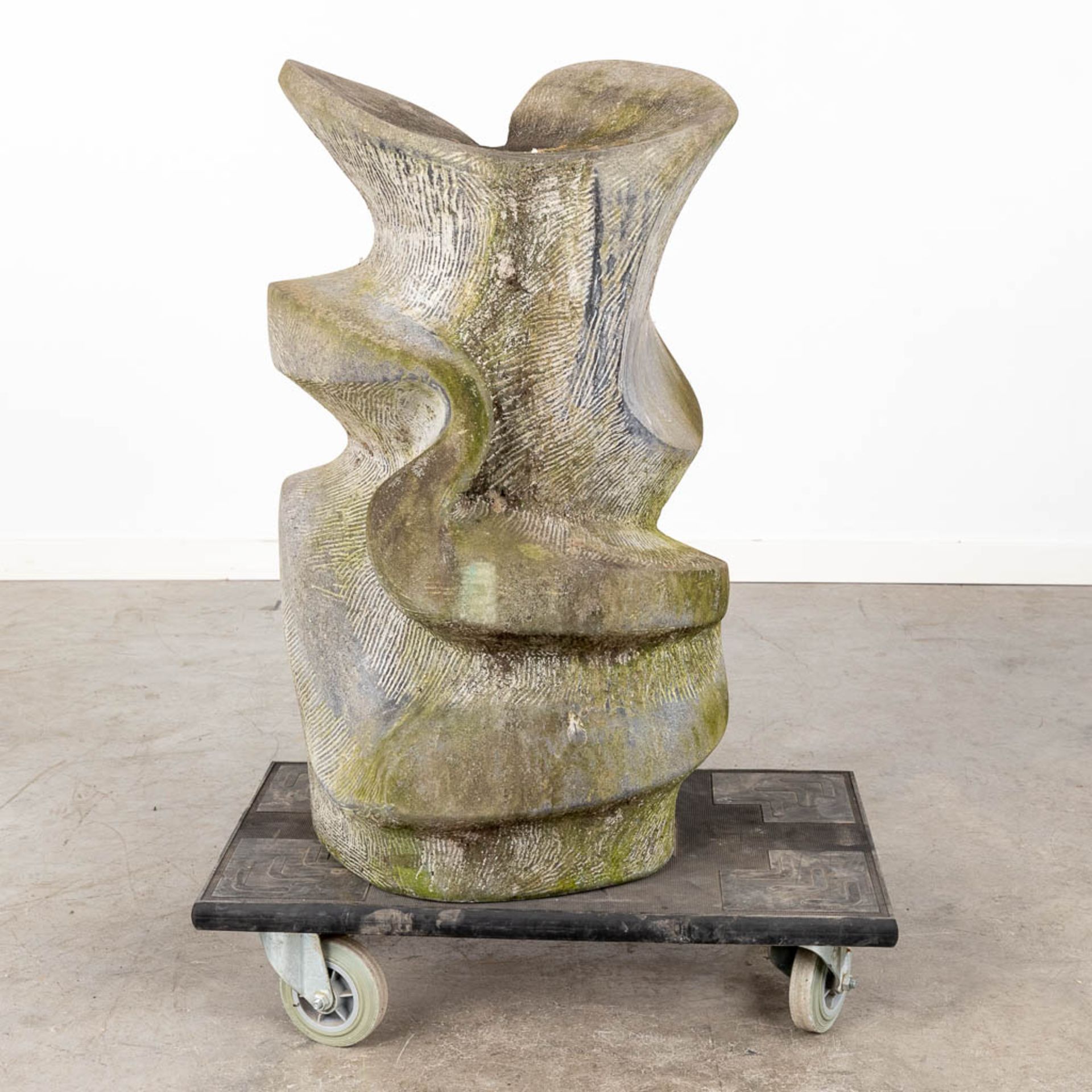 Jef INNEGRAVE (1936) 'Fountain' a Belgian Bluestone sculpture (H:70 x D:40 cm) - Bild 5 aus 10