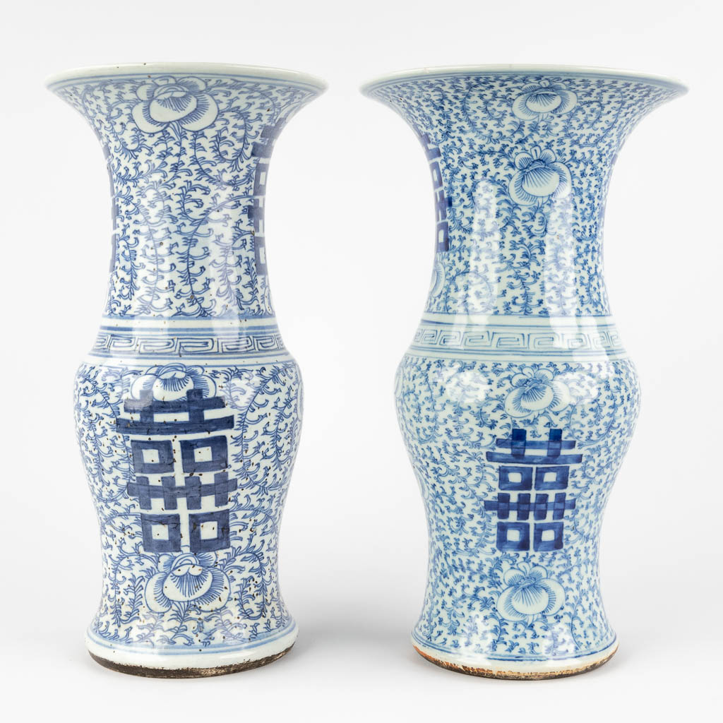Three Chinese vases with a blue-white decor and Celadon. 19th/20th C. (H:43 x D:19 cm) - Image 5 of 18