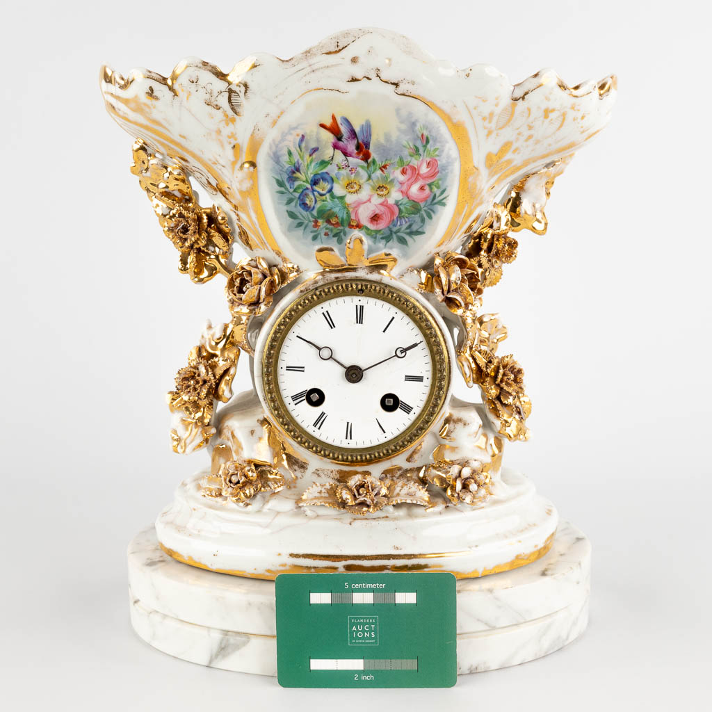 Vieux Bruxelles, a mantle clock with a hand-painted floral decor. 19th C. (D:13 x W:26 x H:31 cm) - Image 2 of 14