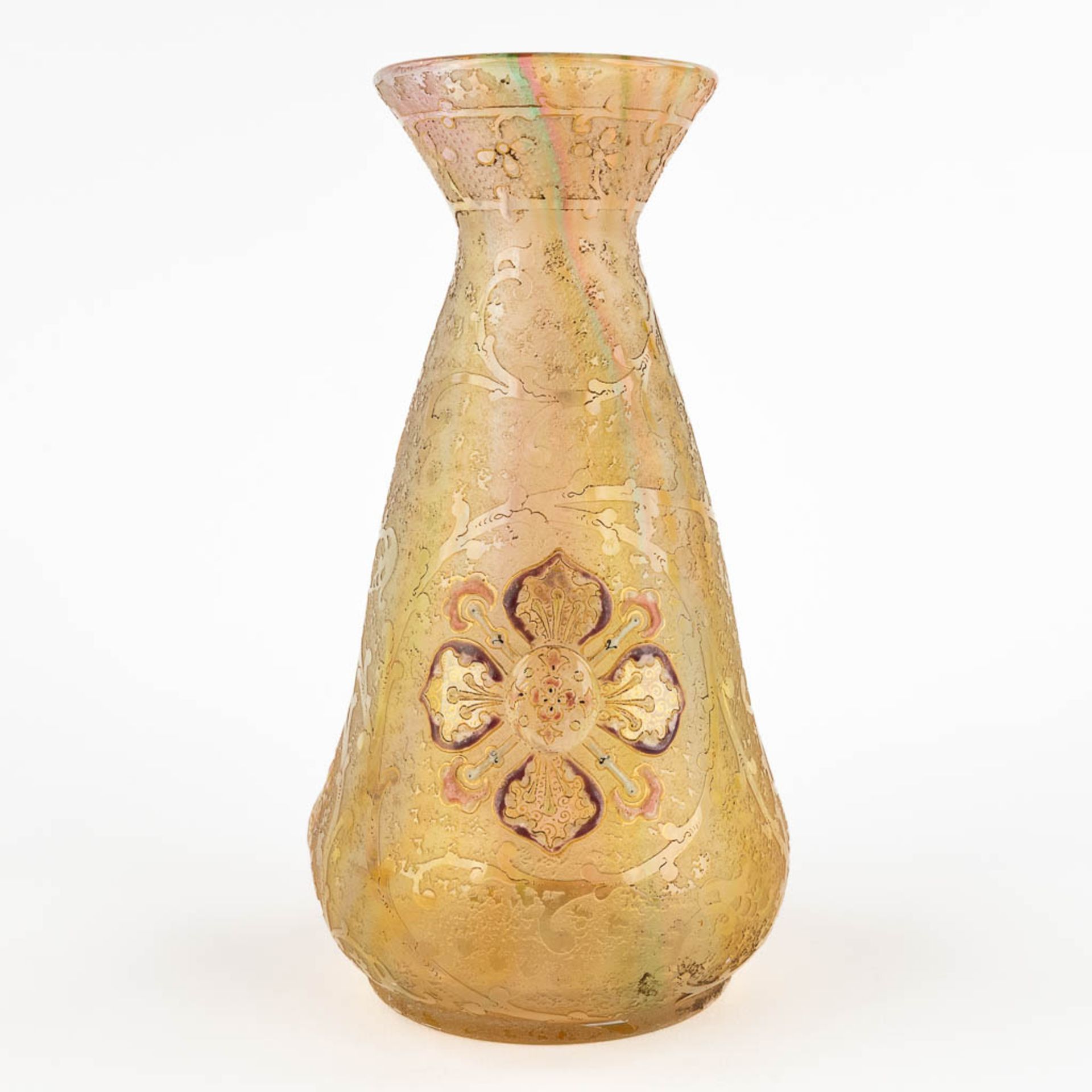 Antonin DAUM (1864-1930) 'Fleurons et rinceaux', a glass vase, Daum-Nancy, circa 1892-1893. (H:20 x