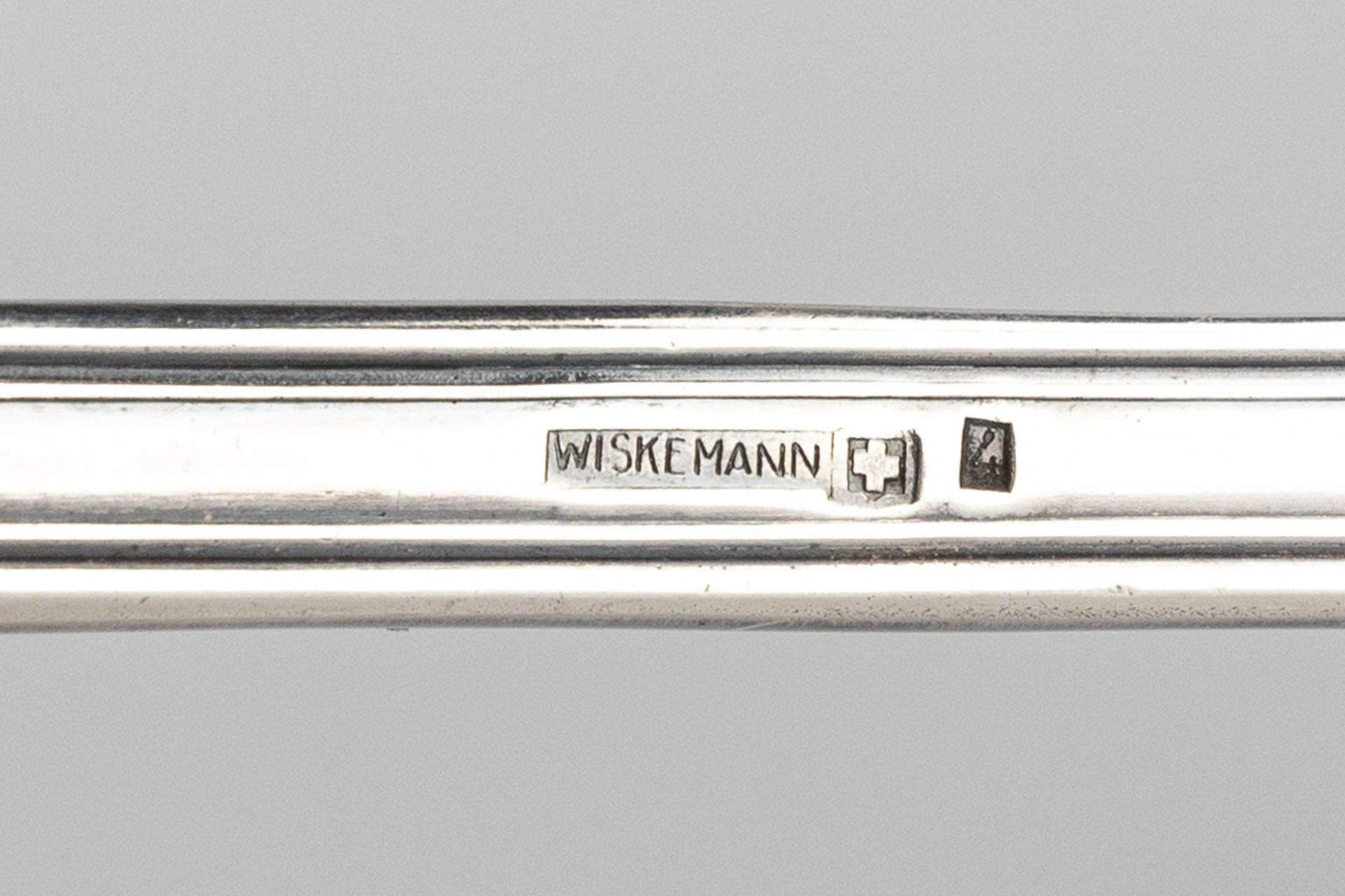 A silver-plated cutlery set in a chest, Wiskemann and Orfèverie de Mouroux. (D:30 x W:49 x H:17 cm) - Bild 12 aus 16