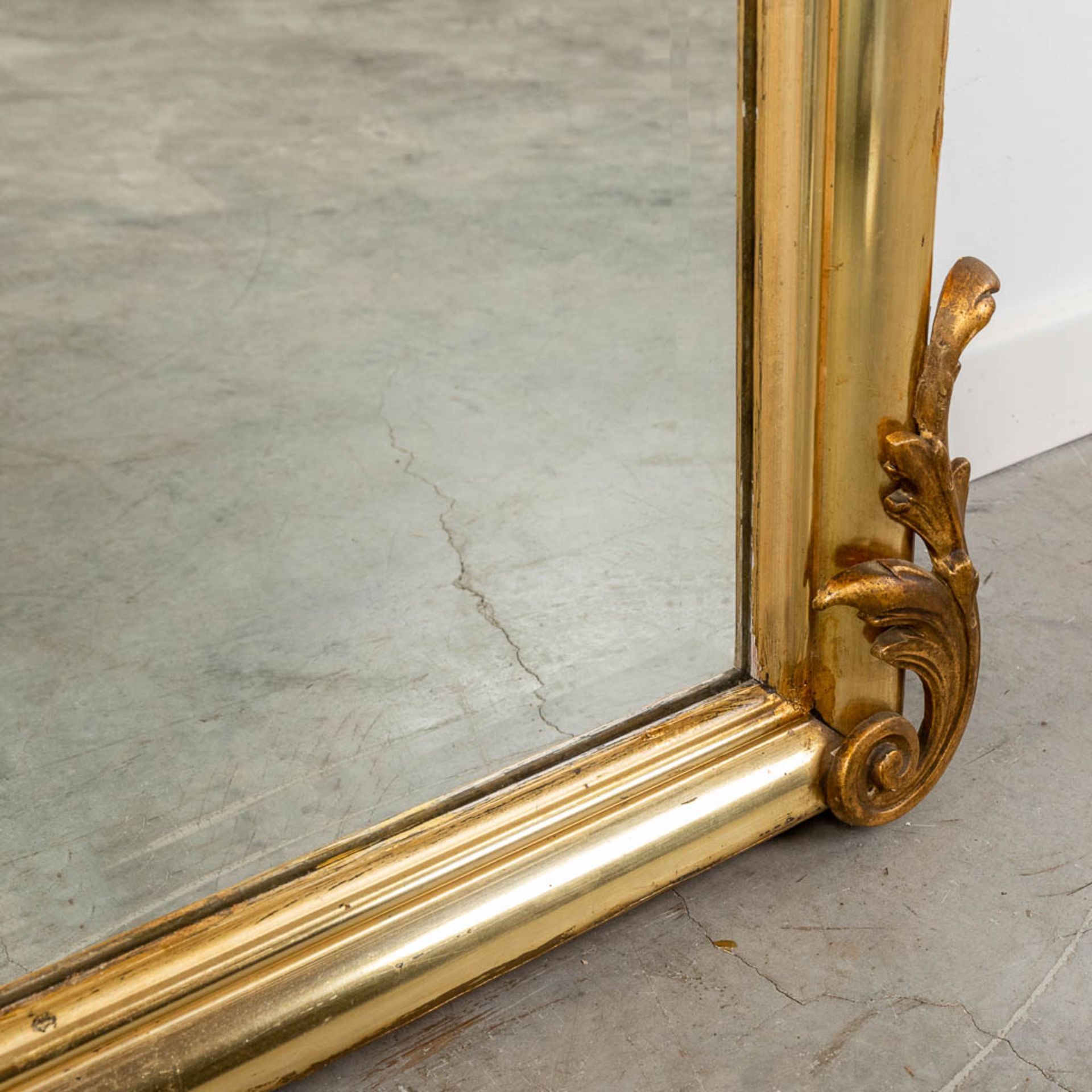 A mirror, gilt wood and stucco in Louis XV style. Circa 1900. (W:104 x H:180 cm) - Bild 7 aus 12