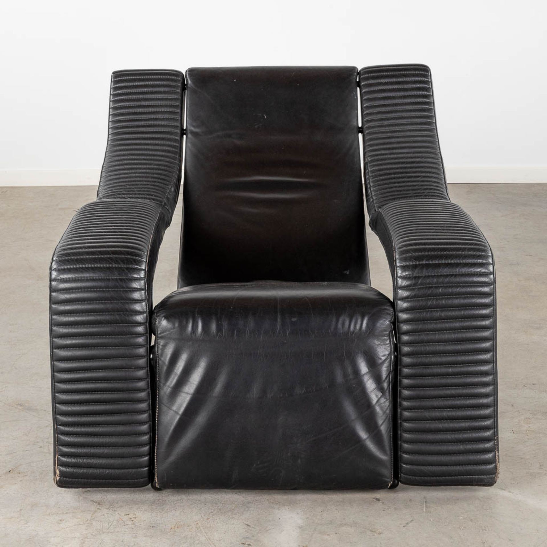 Titina AMMANATI &amp; Giampiero VITELLI (XX) 'Lounge Chair' for Brunati (D:120 x W:90 x H:73 cm) - Image 4 of 17