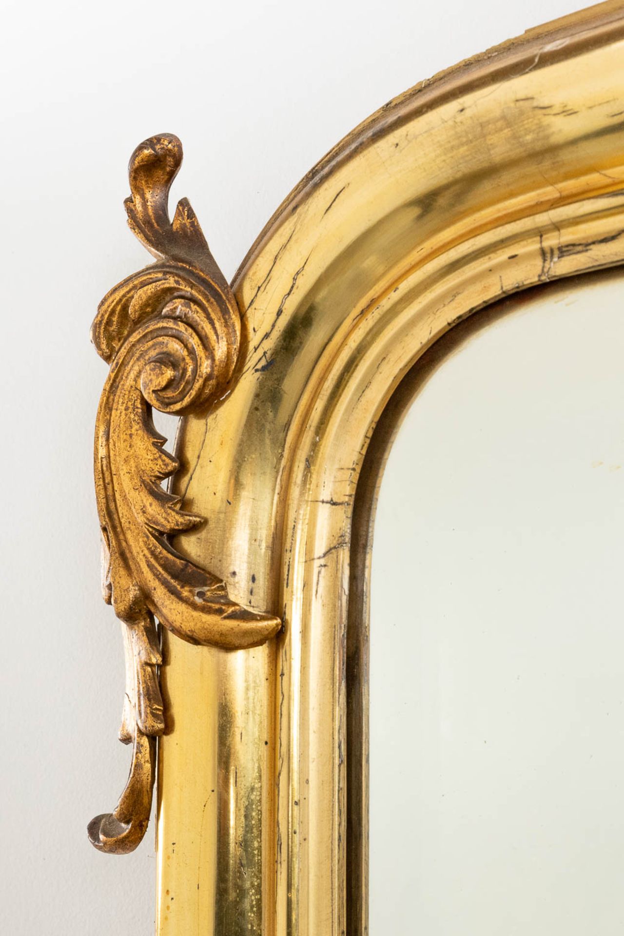 A mirror, gilt wood and stucco in Louis XV style. Circa 1900. (W:104 x H:180 cm) - Bild 6 aus 12