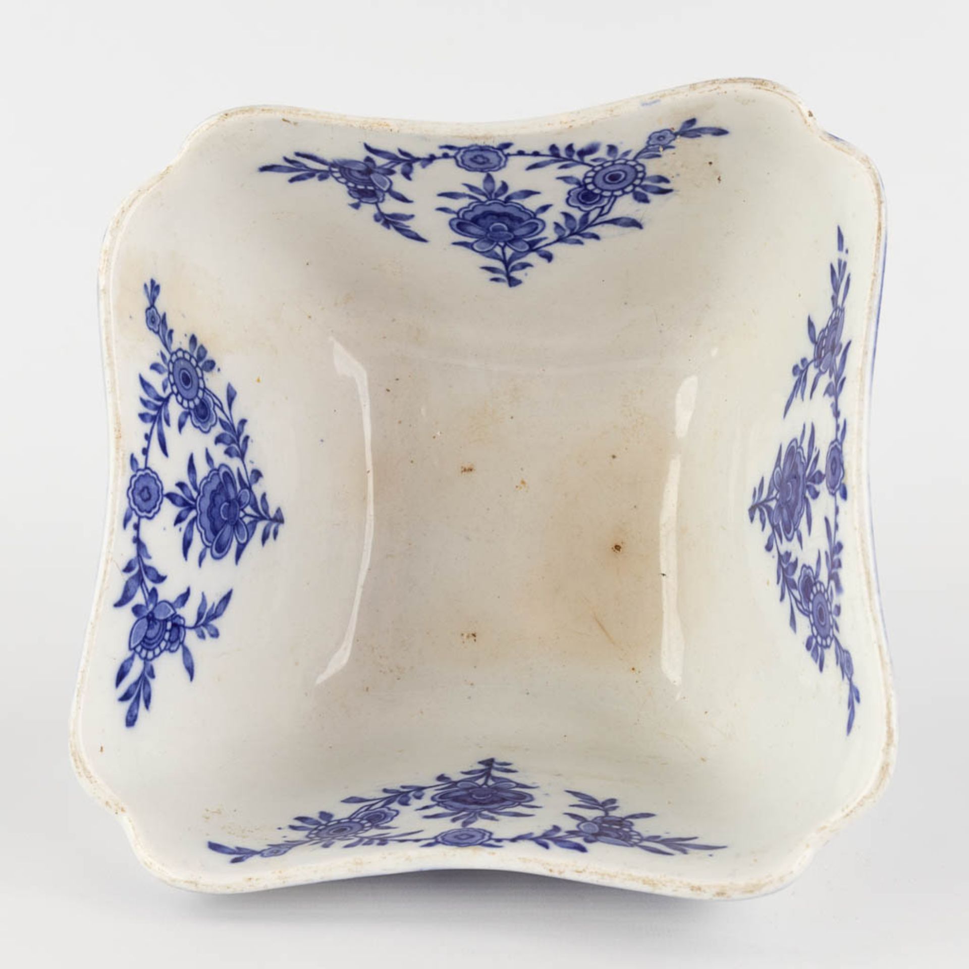 Red Star Line, a salad bowl, blue-white delftware decor, for the Second Class restaurant. Late 19th - Image 8 of 10