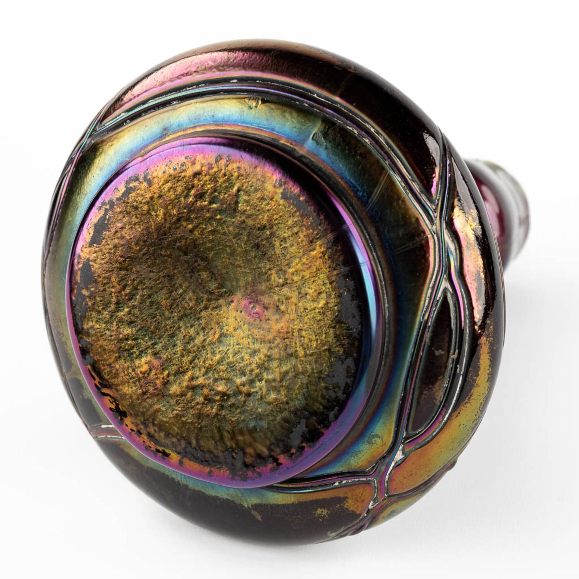 Pallme-Konig 'Vase' iridescent glass (H:26 x D:15 cm) - Image 7 of 10