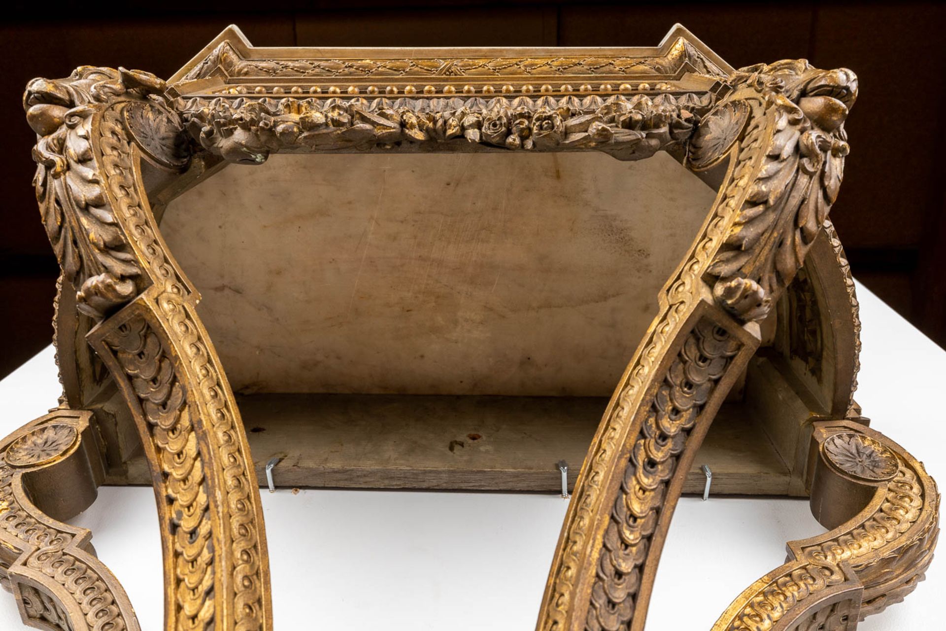 A console table with ram's heads, gilt and sculptured wood and a Carrara marble top. 19th C. (D:41 x - Image 14 of 15