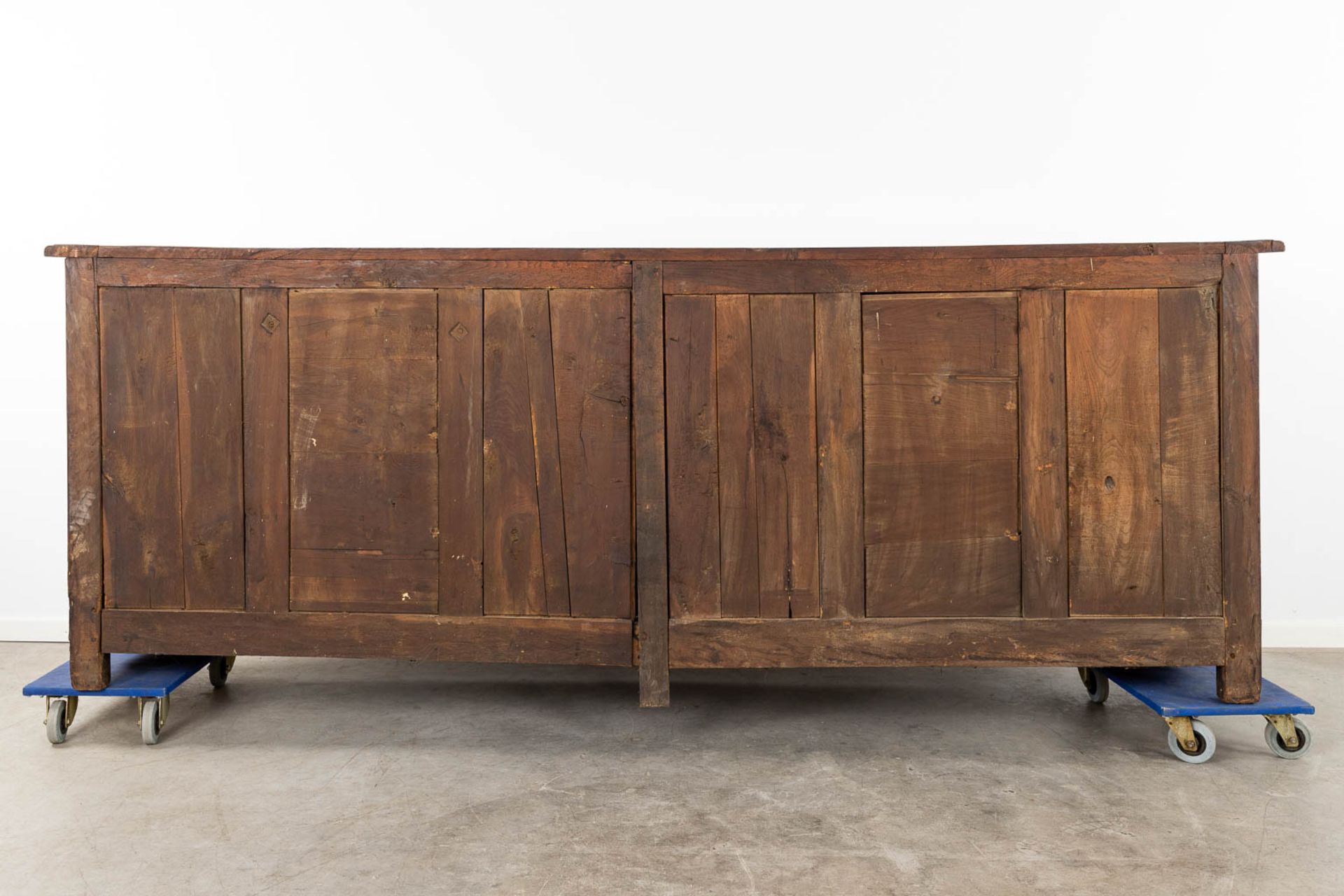 An antique sideboard with 4 doors and a drawer. France, 18th C. (D:64 x W:281 x H:105 cm) - Image 6 of 12