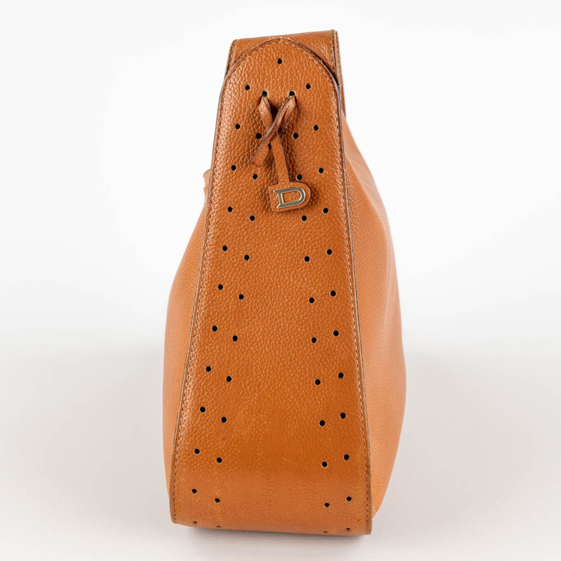 Delvaux, Pensée, a handbag made of brown leather. (W:24 x H:32 cm) - Bild 7 aus 18
