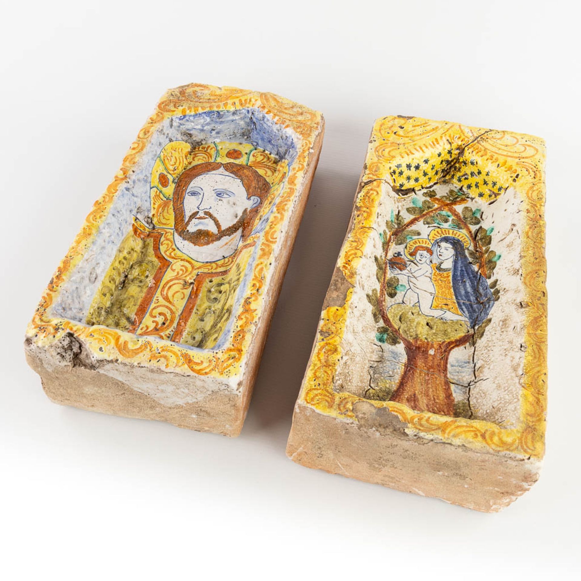 Two terracotta nices/recesses, terracotta with a polychrome image of Jesus and Madonna with a Child. - Image 3 of 17