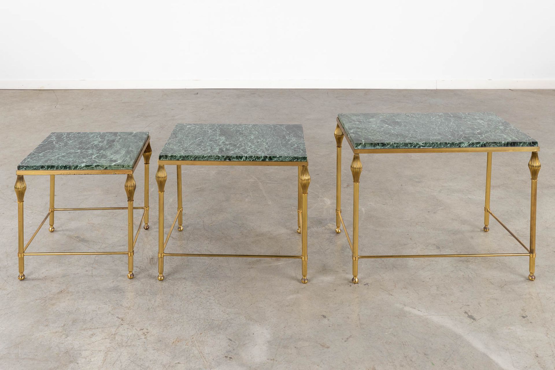 A three-piece set of nesting tables, gilt metal and a green marble. (D:37 x W:56 x H:45 cm) - Image 5 of 10